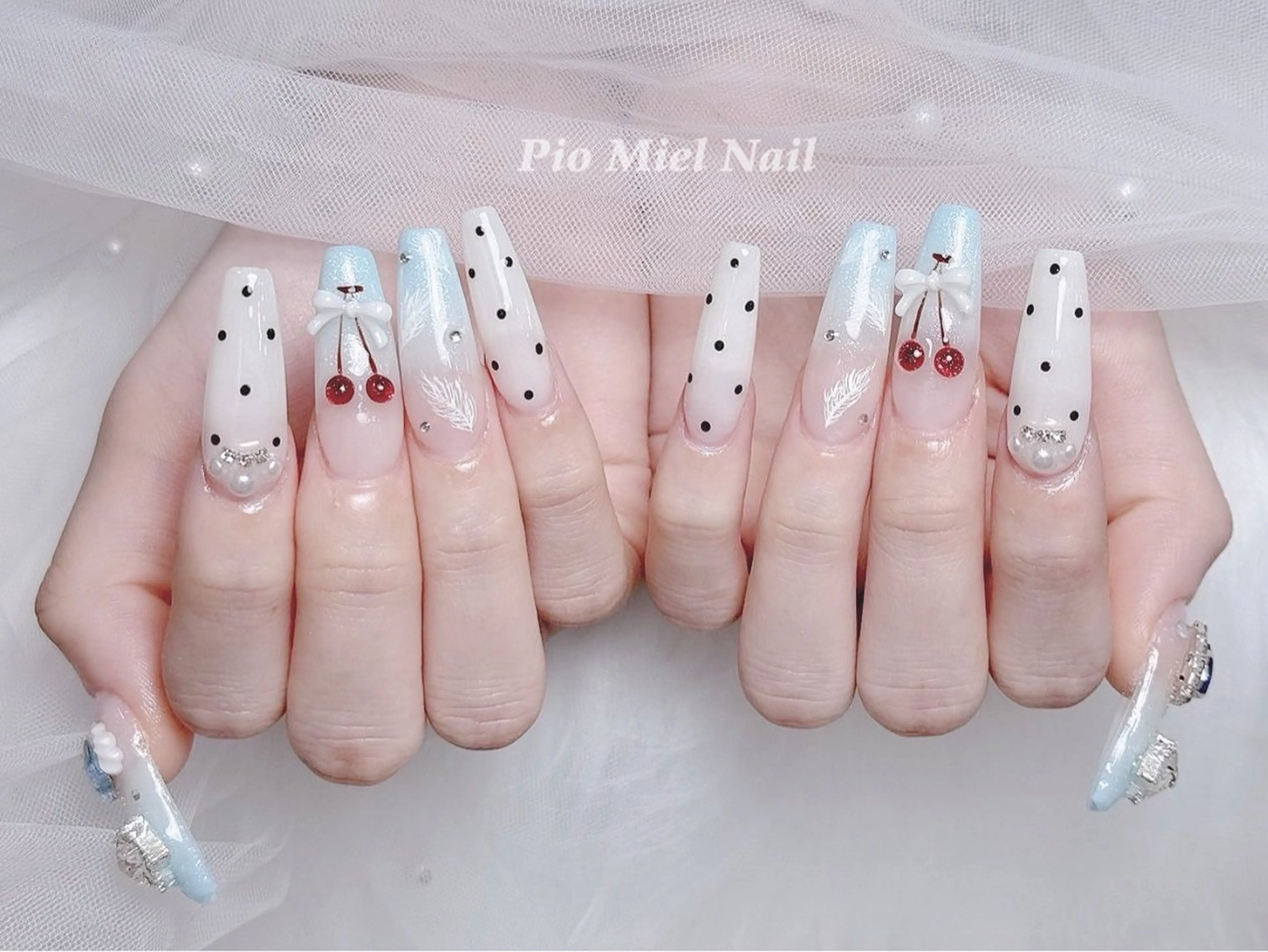 ネイル ハンドネイル HANA 長さだしのネイルデザイン