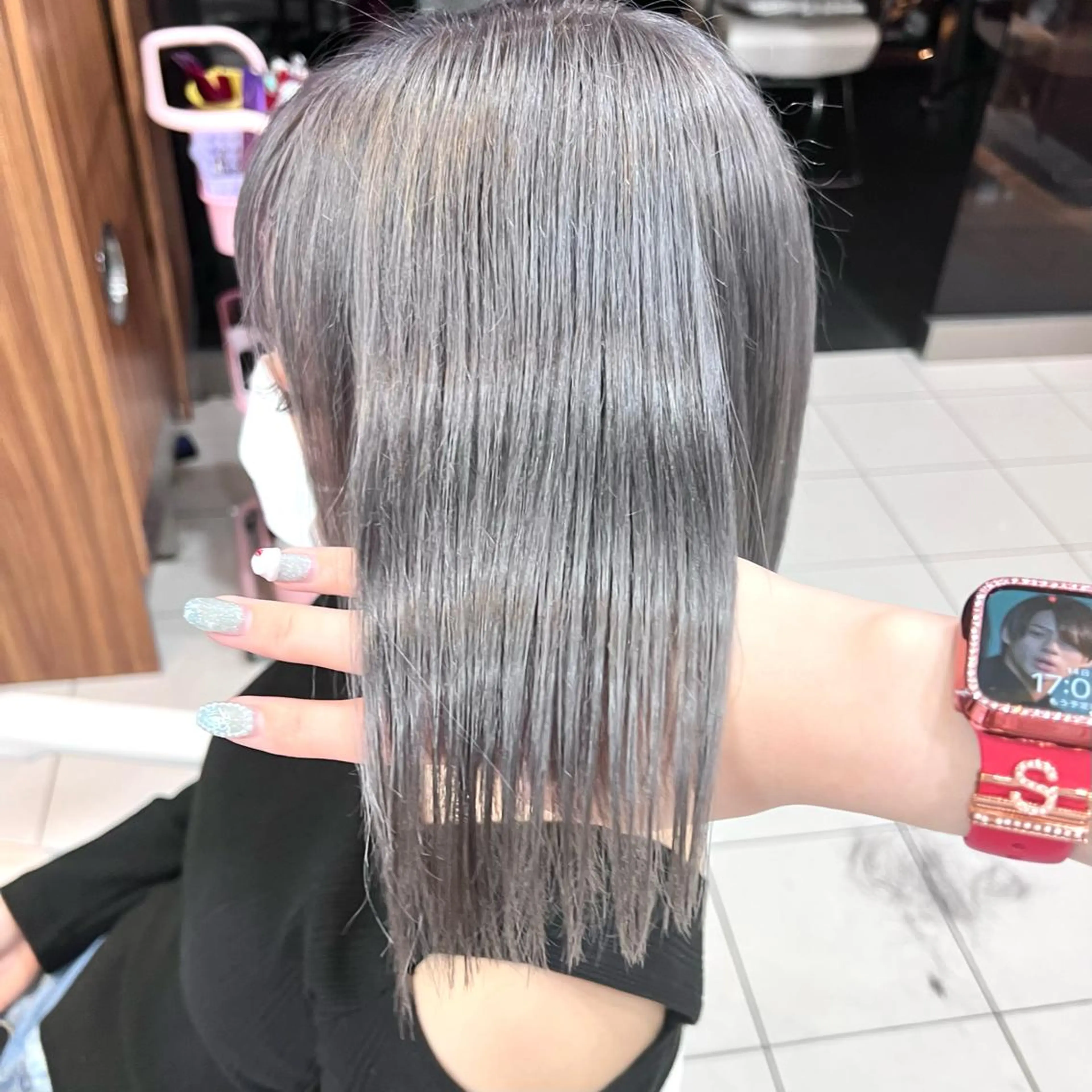 ミディアム カラー ダブルカラー シルバー 大和市の白髪ぼかし 職人￤柳川拓哉のヘアスタイル