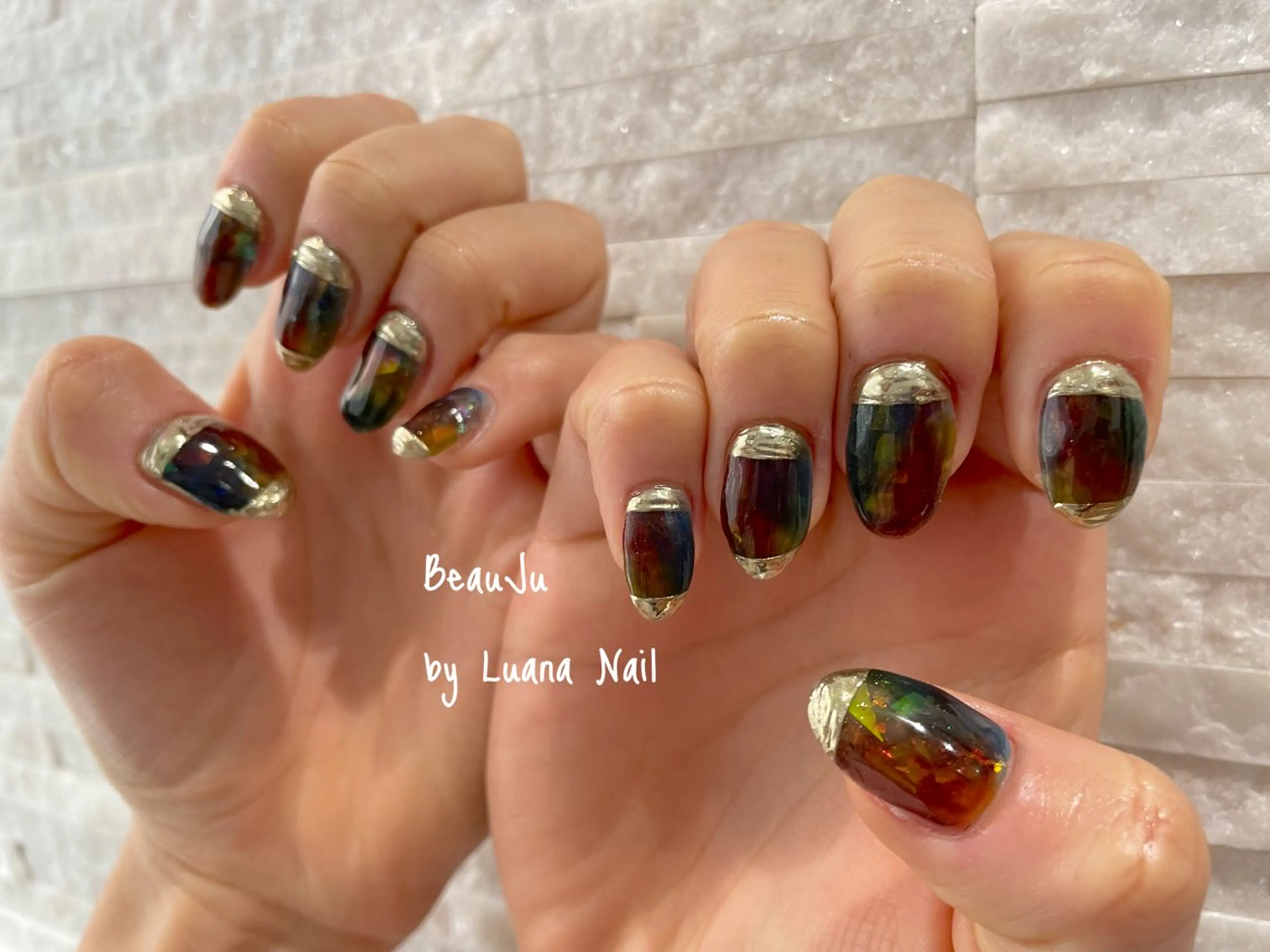 ネイル ミラーネイル ハンドネイル BeauJu by Luana Nailのネイルデザイン