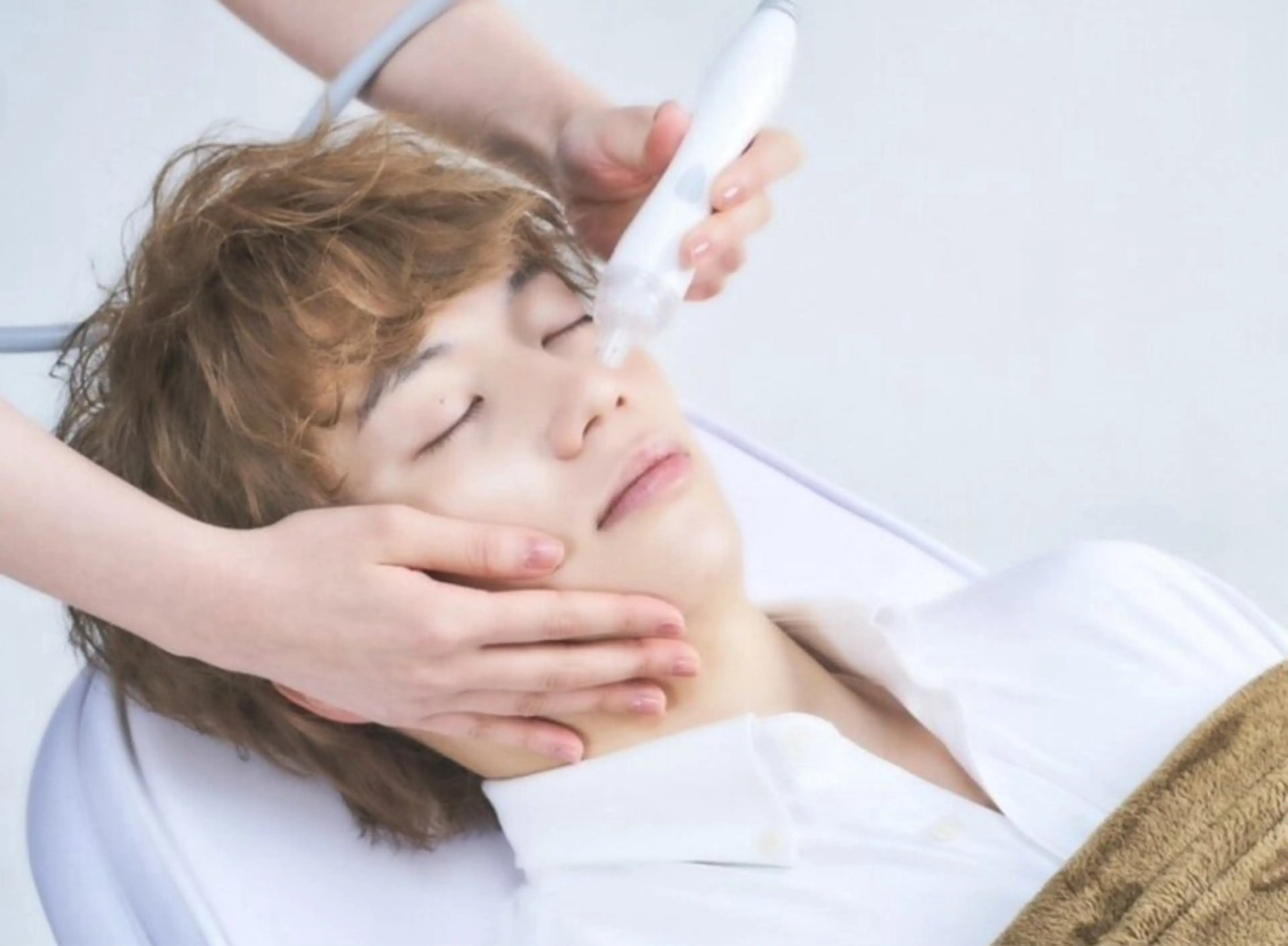 メンズお試し2回セット！オーヴル毛穴フェイシャル（➕ヒト幹細胞）の写真