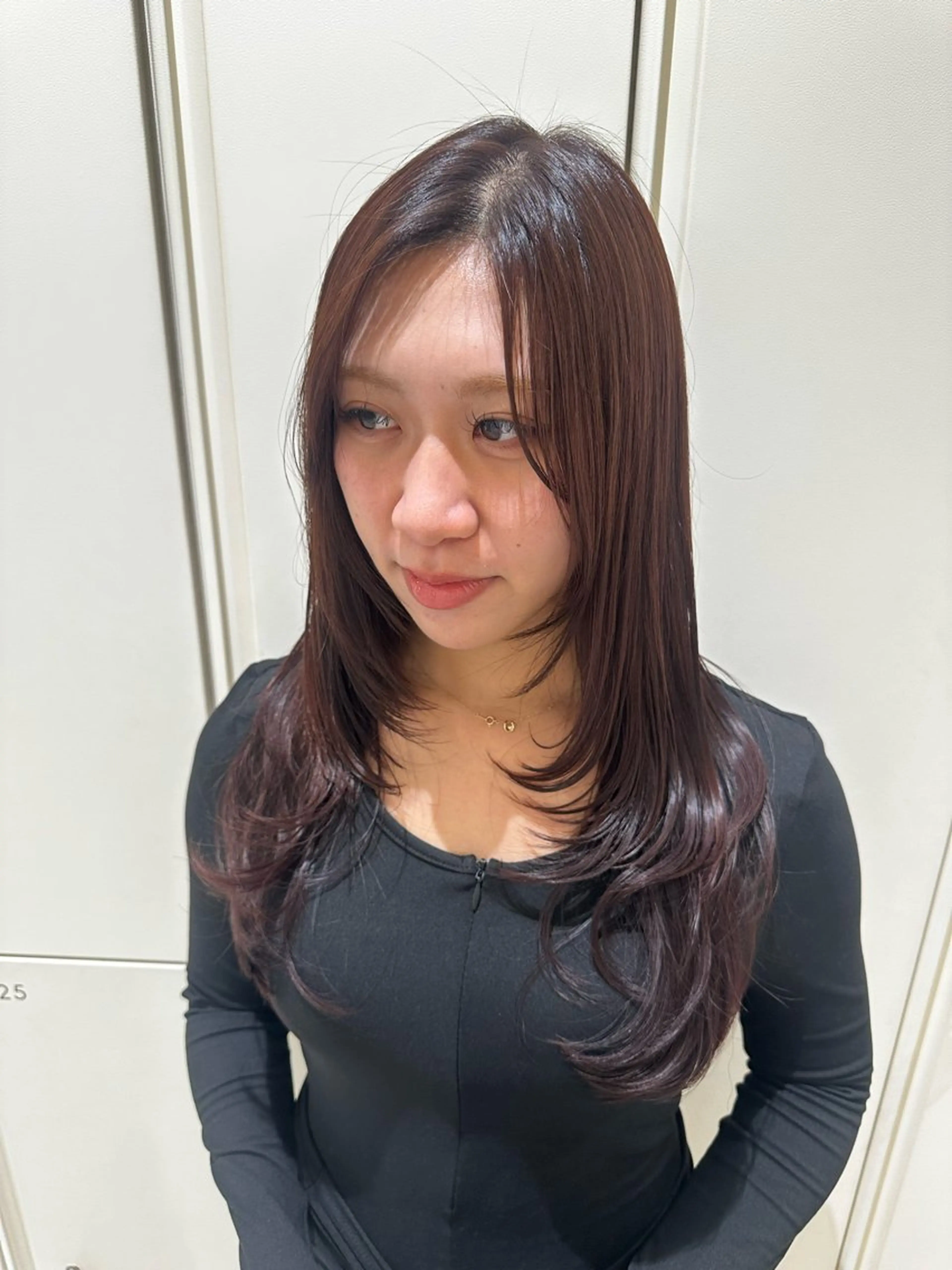 ロング カラー ヘアアレンジ タイトボブ個性派カラ ーAKANEのヘアスタイル