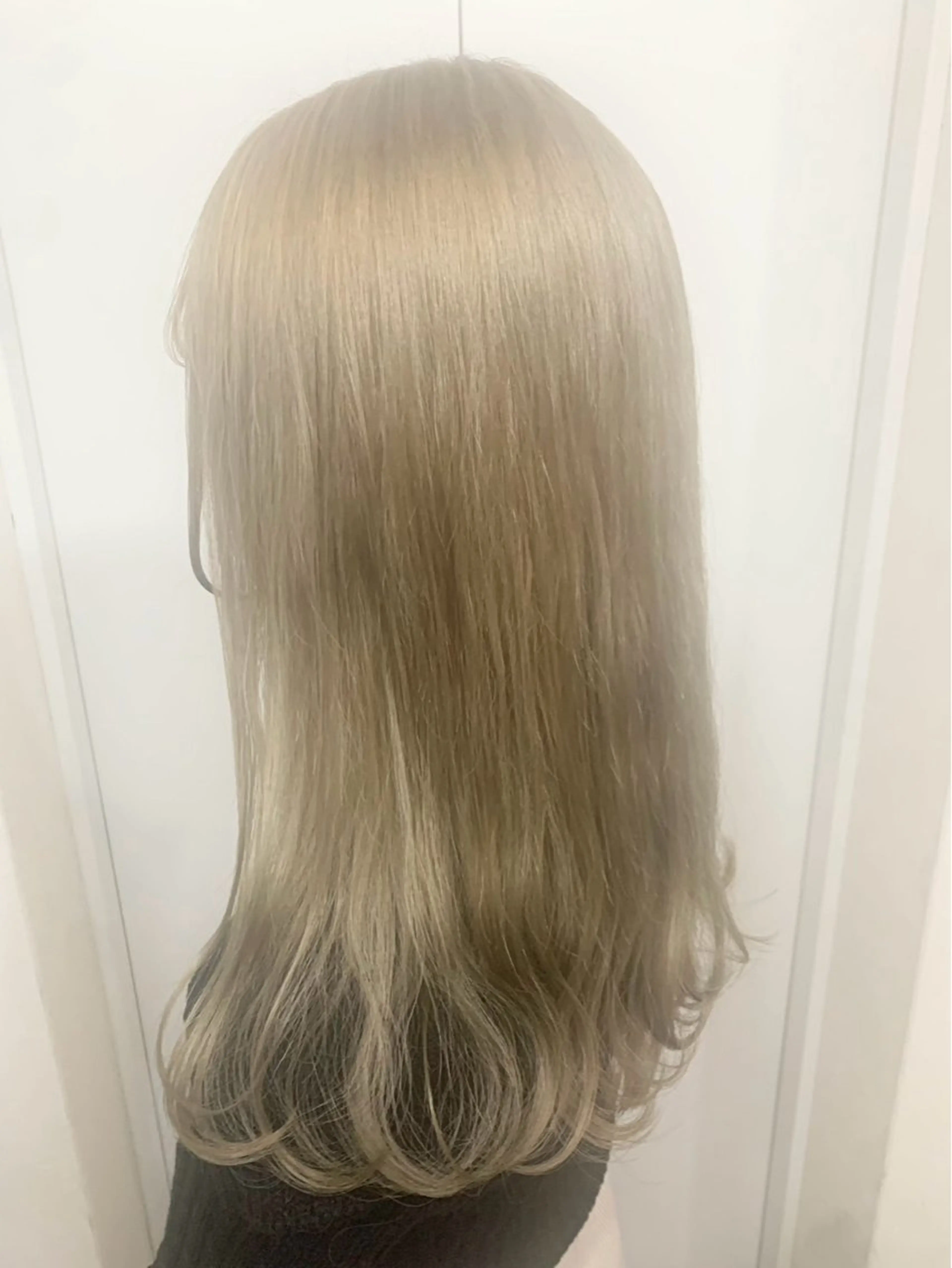 【ブリーチ込み】ケアブリーチ1回＋フルカラー＋カット＋1stepトリートメントの写真