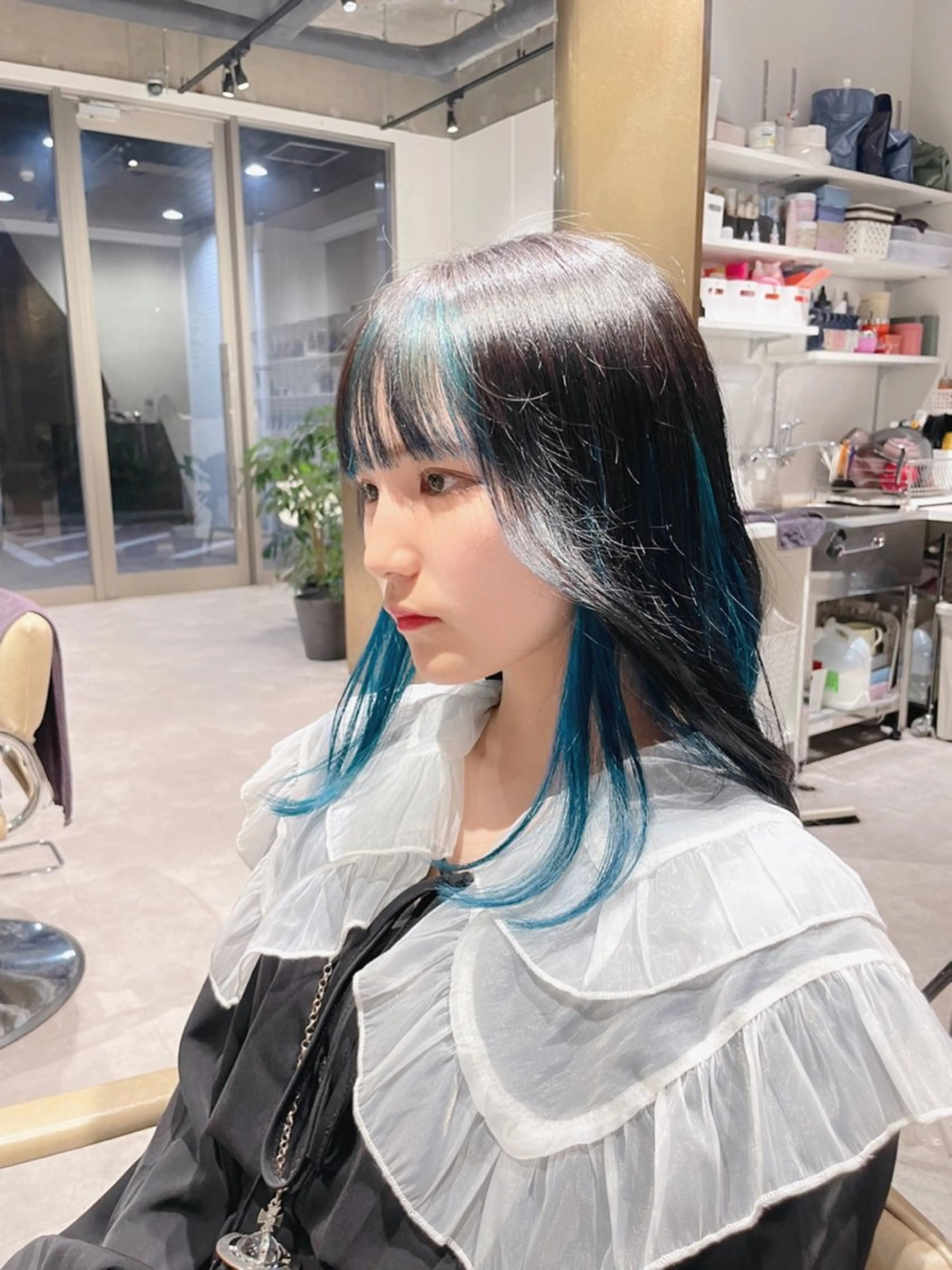 ミディアム カラー ブルーカラー インナーカラー 無料ショートモデル 募集中❗️秋山ひらいのヘアスタイル