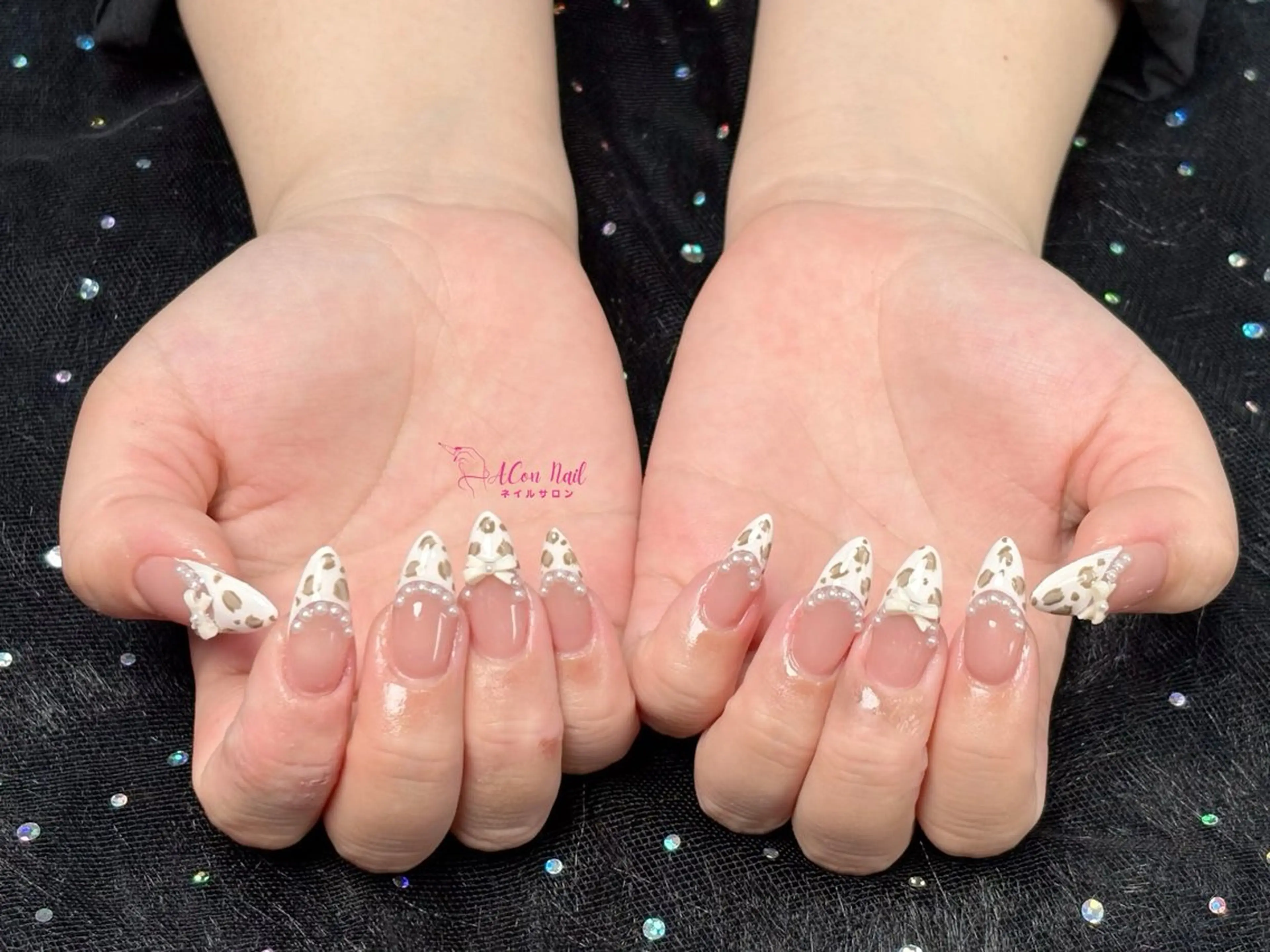 ネイル 桜ネイル 長さ出し フラワーネイル フレンチネイル ジェルネイル ハンドネイル ACon NailSalonのネイルデザイン