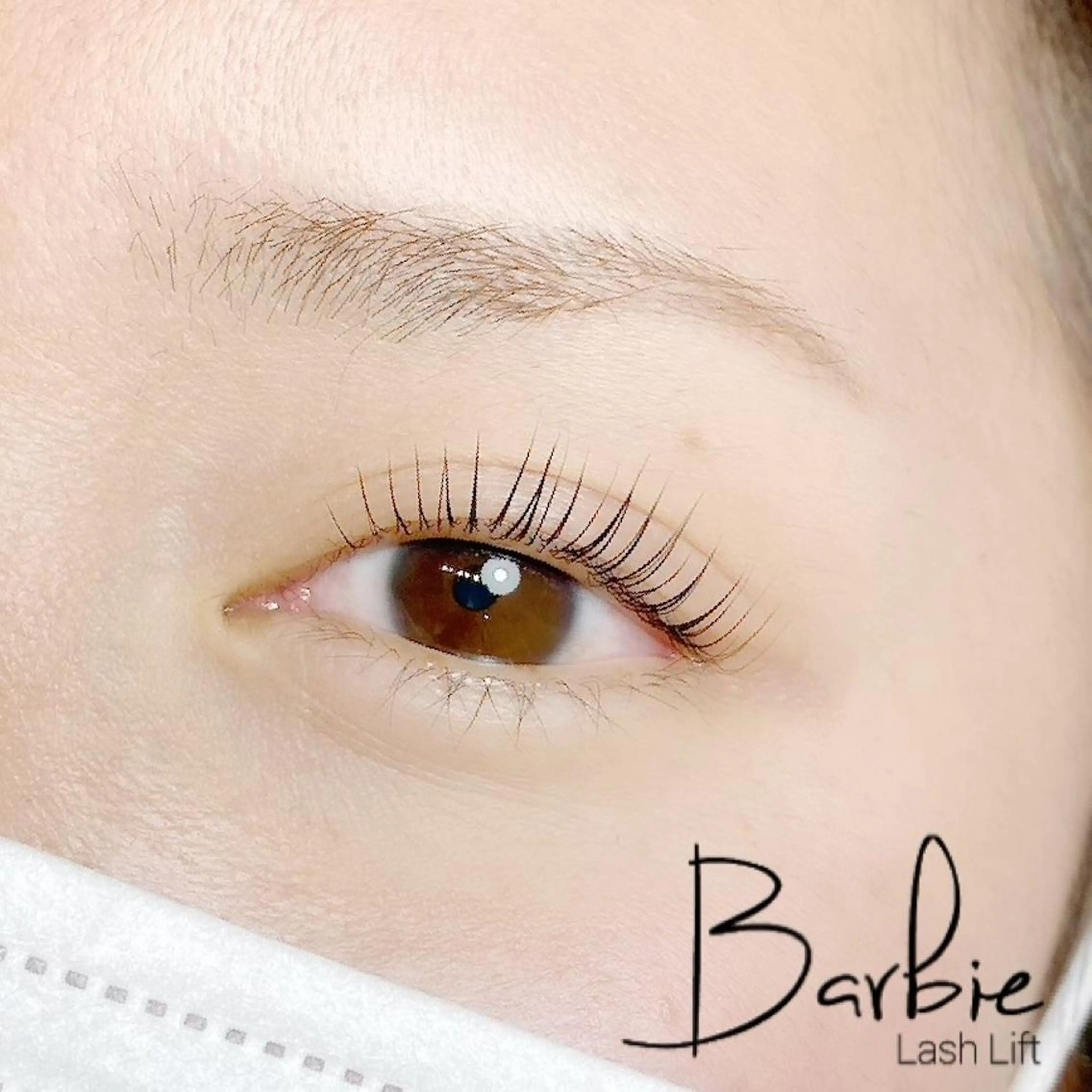 マツエク・マツパ バービーラッシュリフト Rosanna 武蔵浦和店の眉毛・アイブロウイメージ