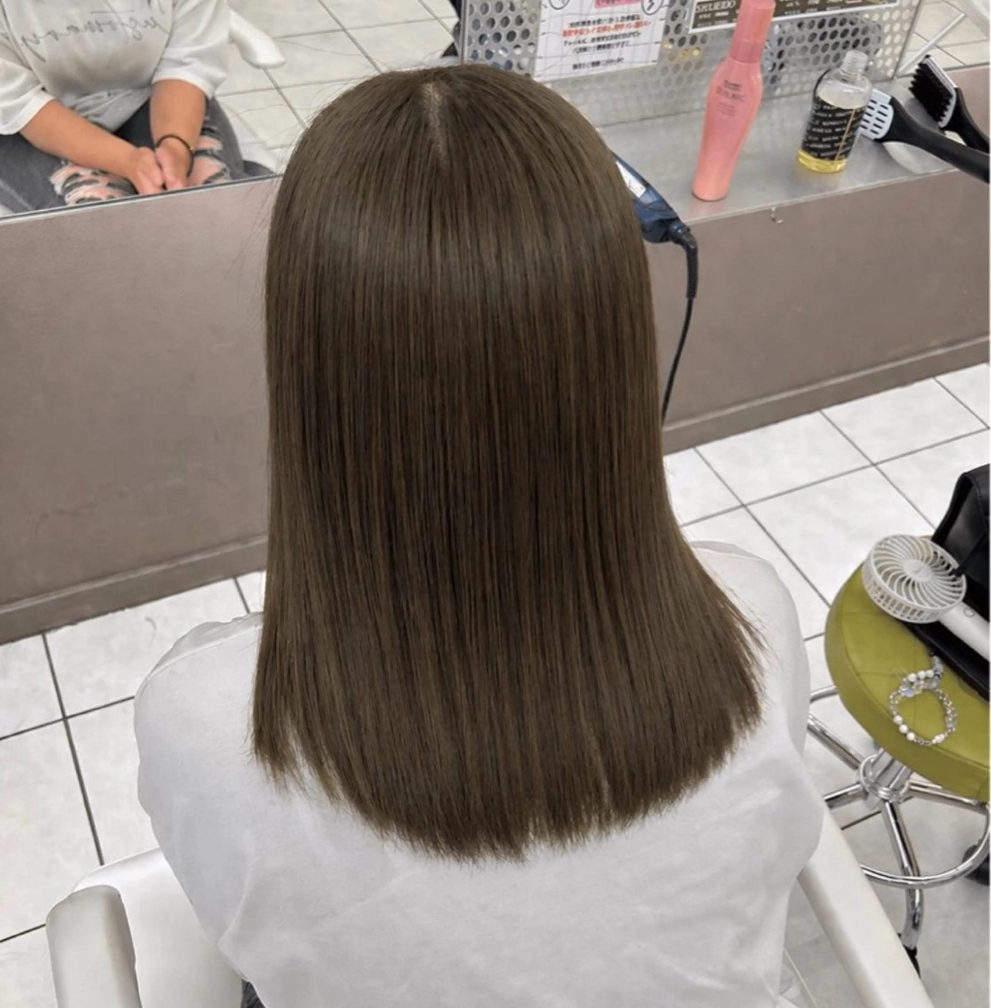 カラー ヘアカラー トリートメント 💖⭐️透明感カラー 椨木望愛💖⭐️のヘアスタイル