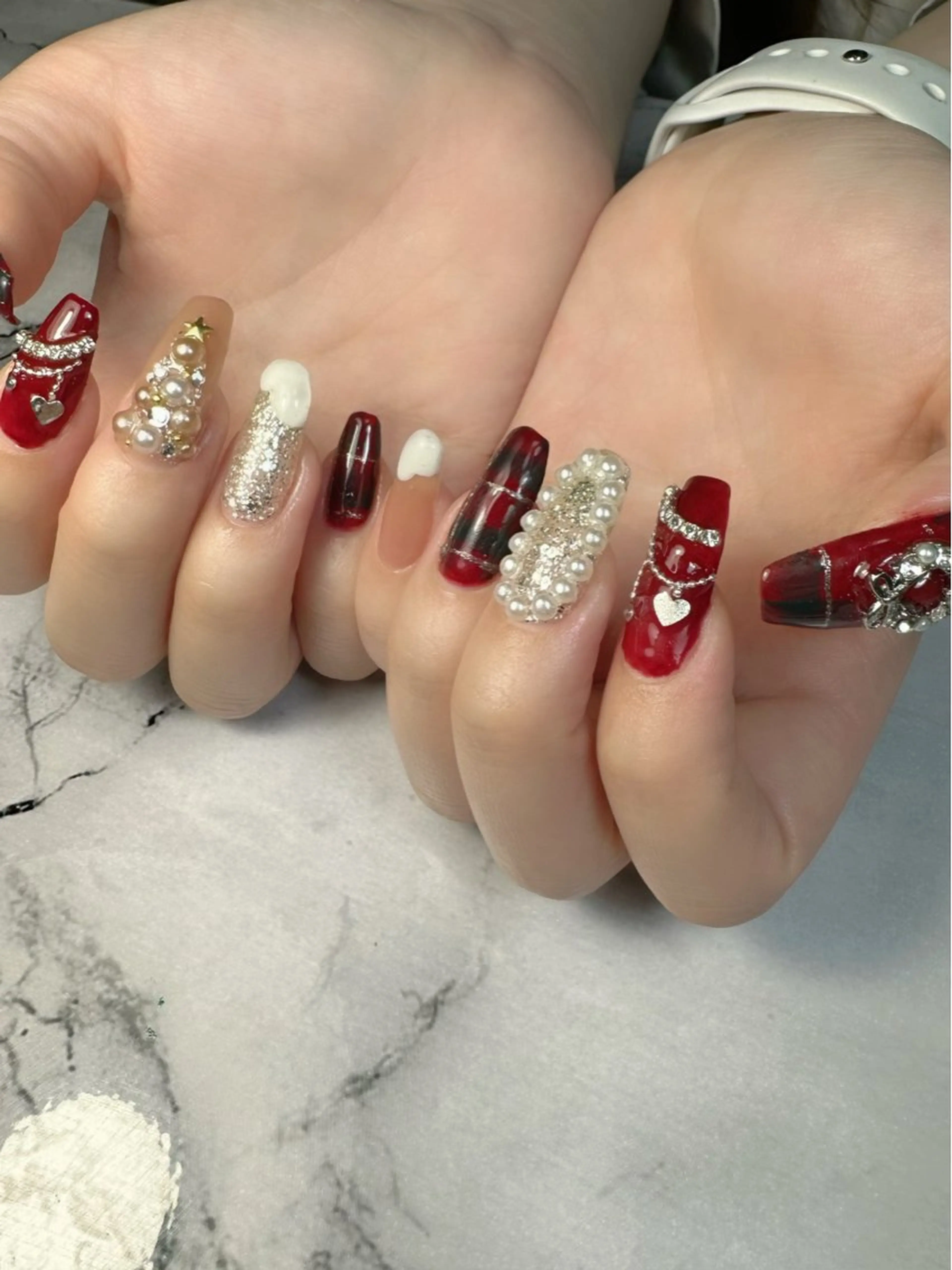 ネイル 新山 聖のネイルデザイン