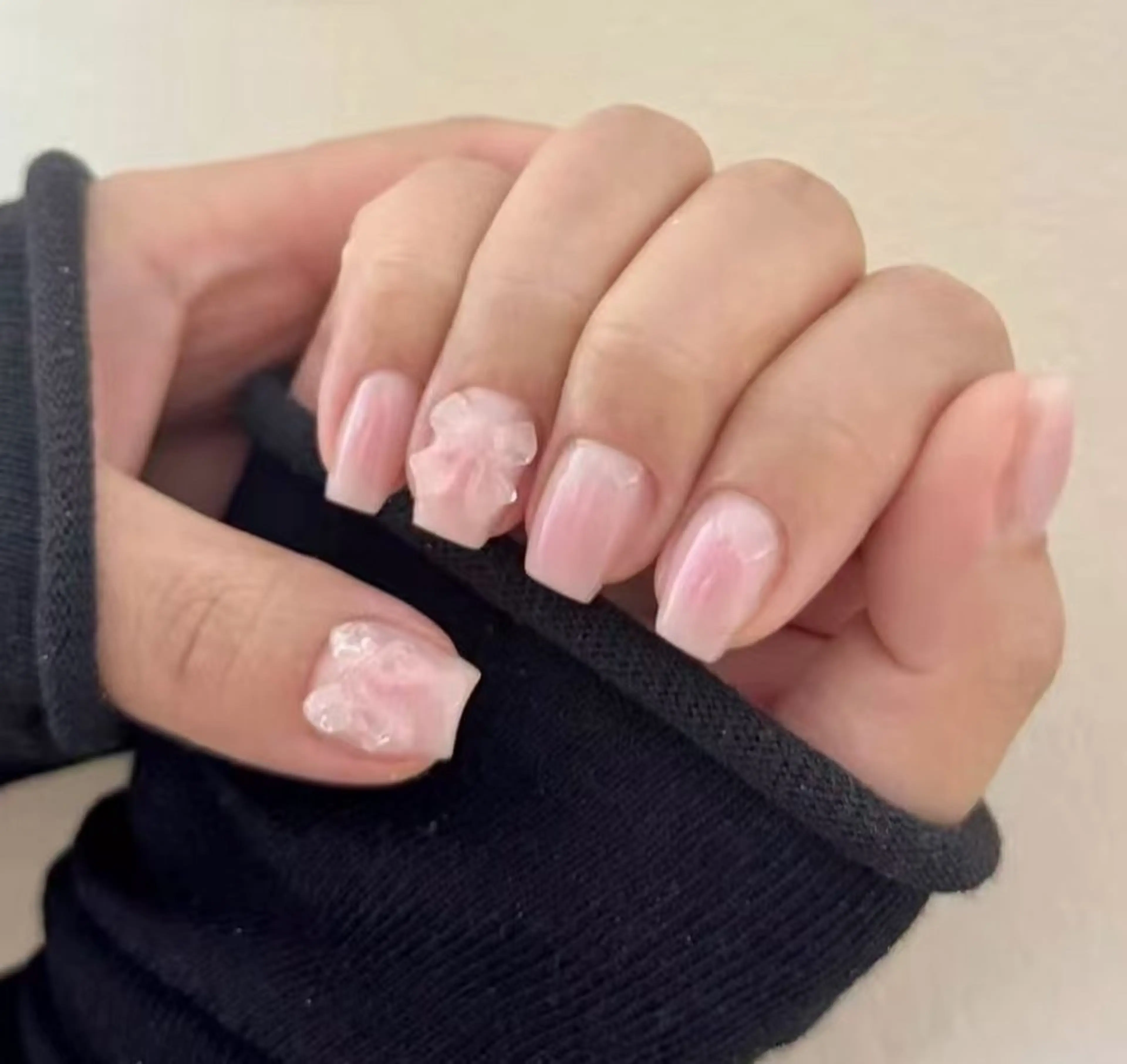 ネイル オーロラネイル フラワーネイル フットネイル フレンチネイル ジェルネイル ハンドネイル Oomiya 服部のネイルデザイン