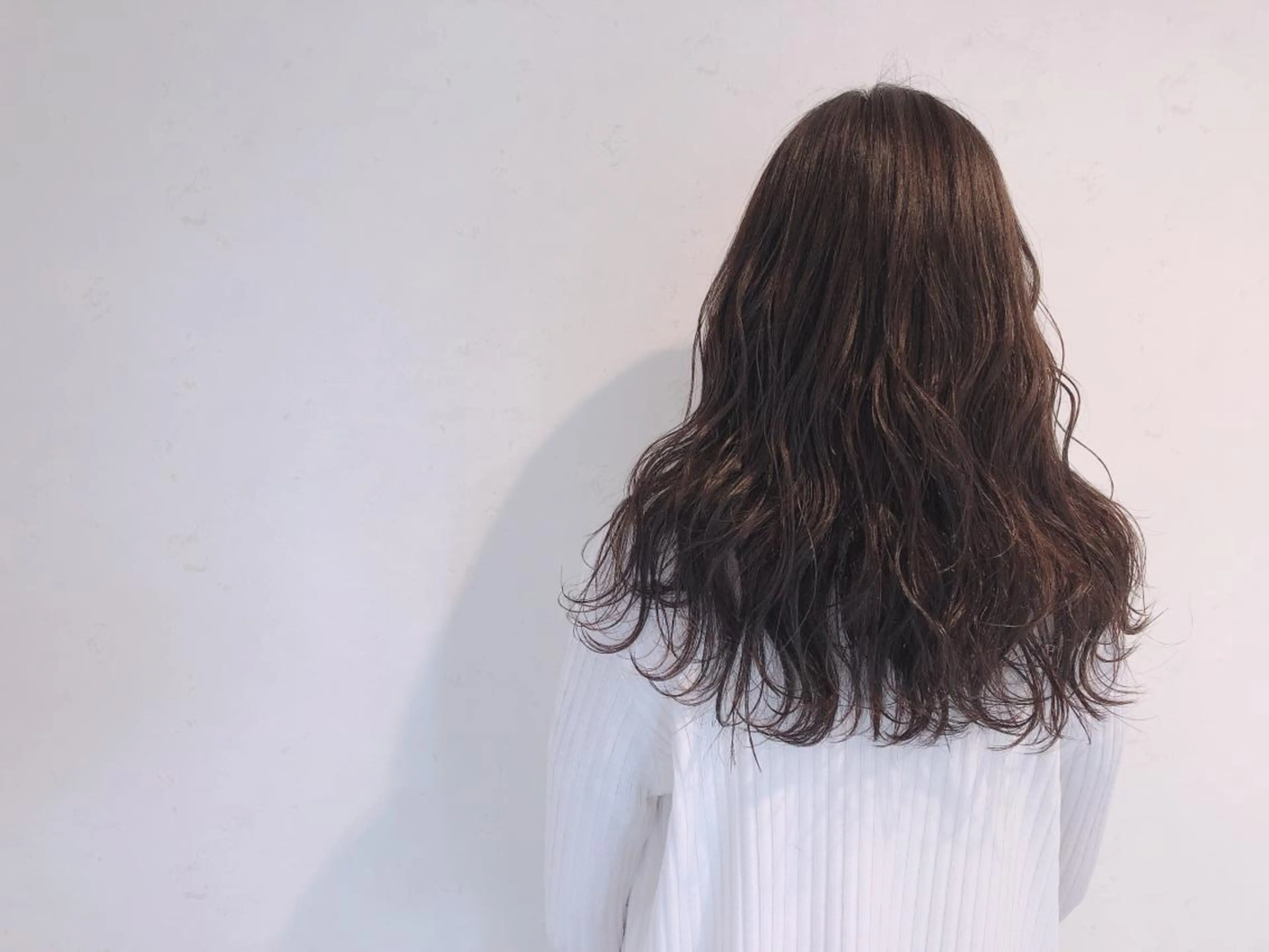 セミロング カラー 伊藤 さやかのヘアスタイル