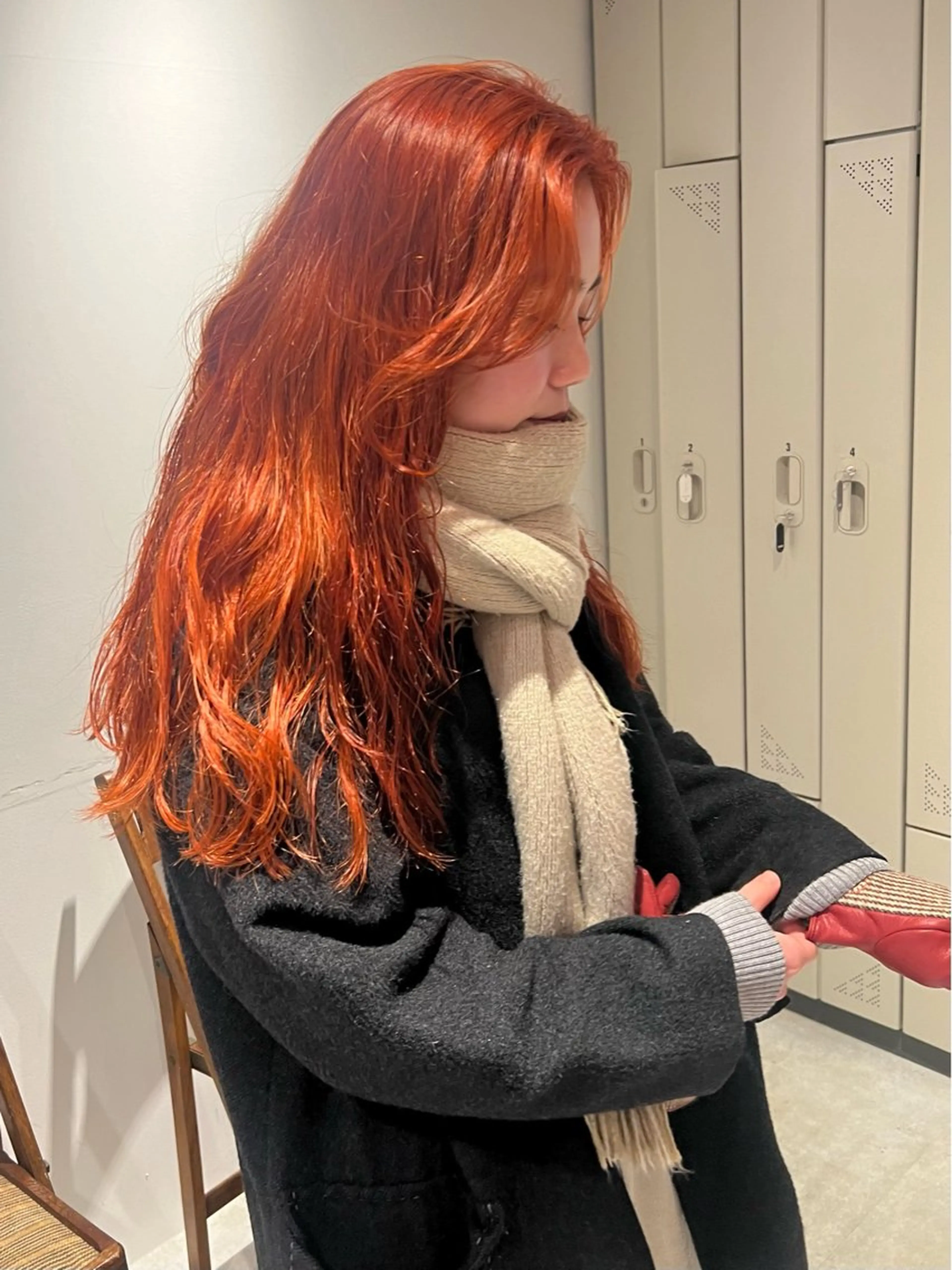 ロング カラー パーマ 抜きっぱなしブロンド ブロンド オレンジ io濱川 遥のヘアスタイル