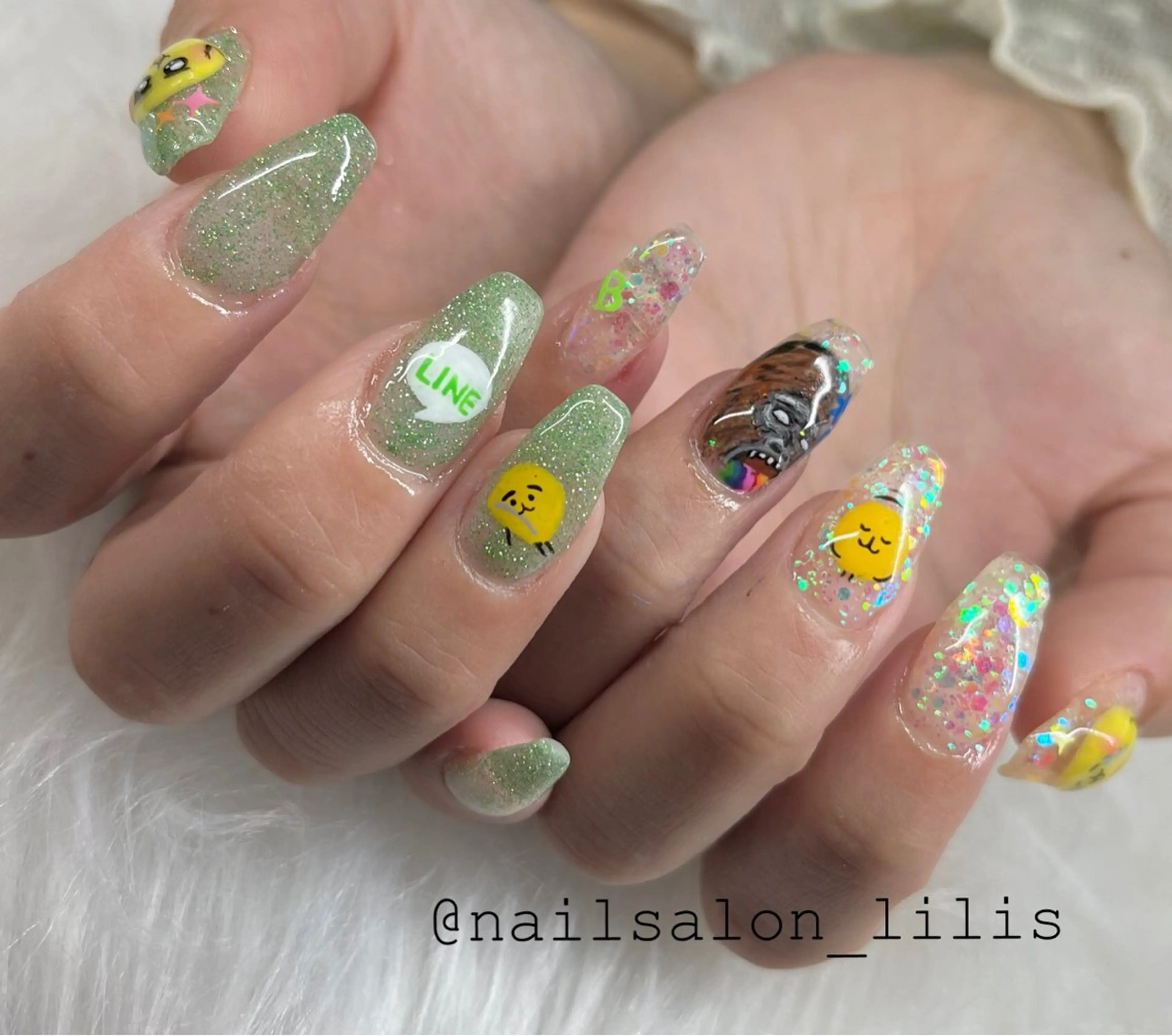 ネイル nailsalon lilis所属・nailsalon Lilisのネイルデザイン