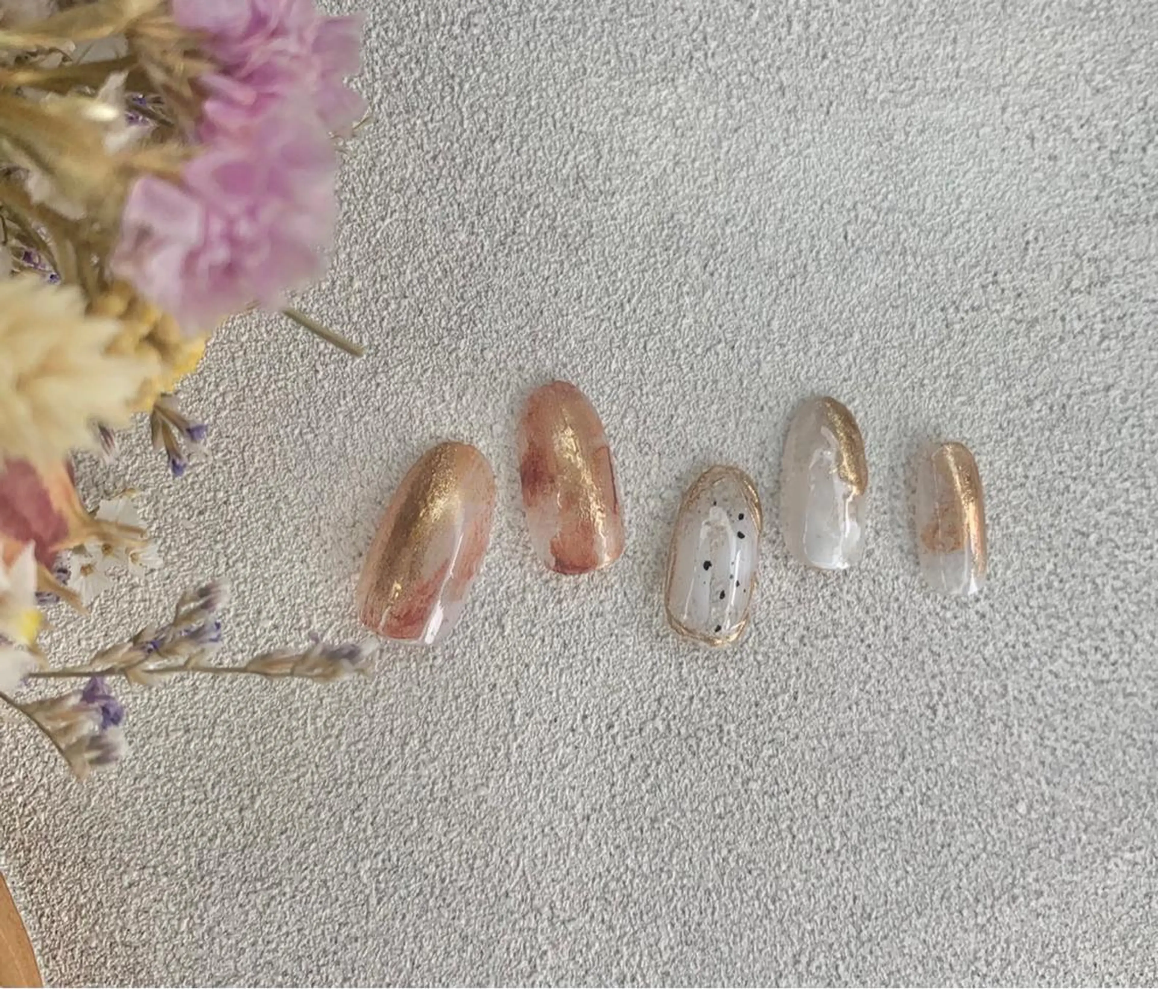 ミディアム カラー パーマ ヘアアレンジ メンズ キッズ ネイル マツエク・マツパ アイブロウ ニュアンスネイル 夏ネイル ニュアンスパーマ ハンドネイル Salon Ｋのネイルデザイン