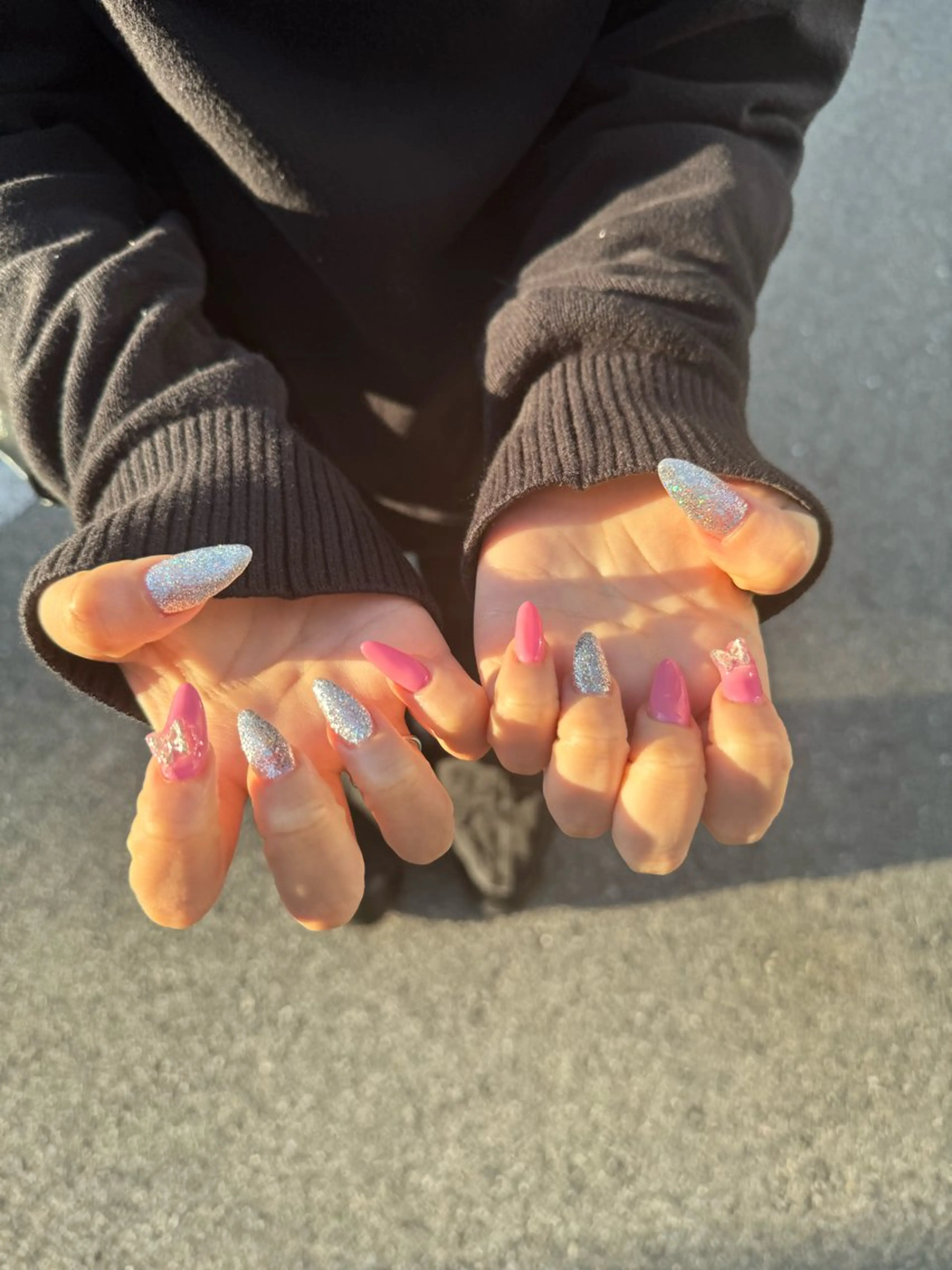 ネイル ハンドネイル 濱岡 咲のネイルデザイン