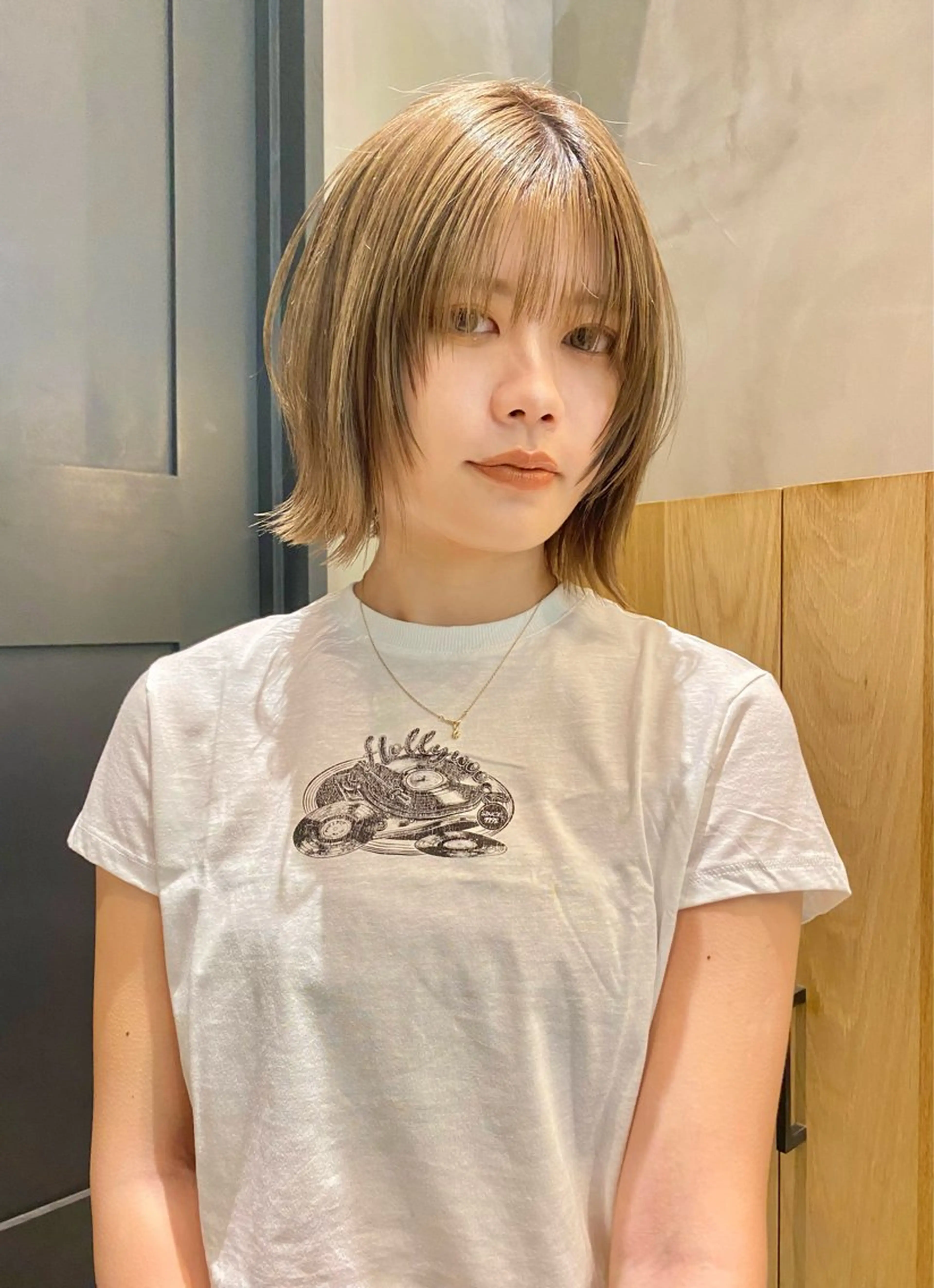 ミディアム カラー カット ヘアカラー トリートメント ❣️レイヤーカット ❣️渡部晃輝のヘアスタイル