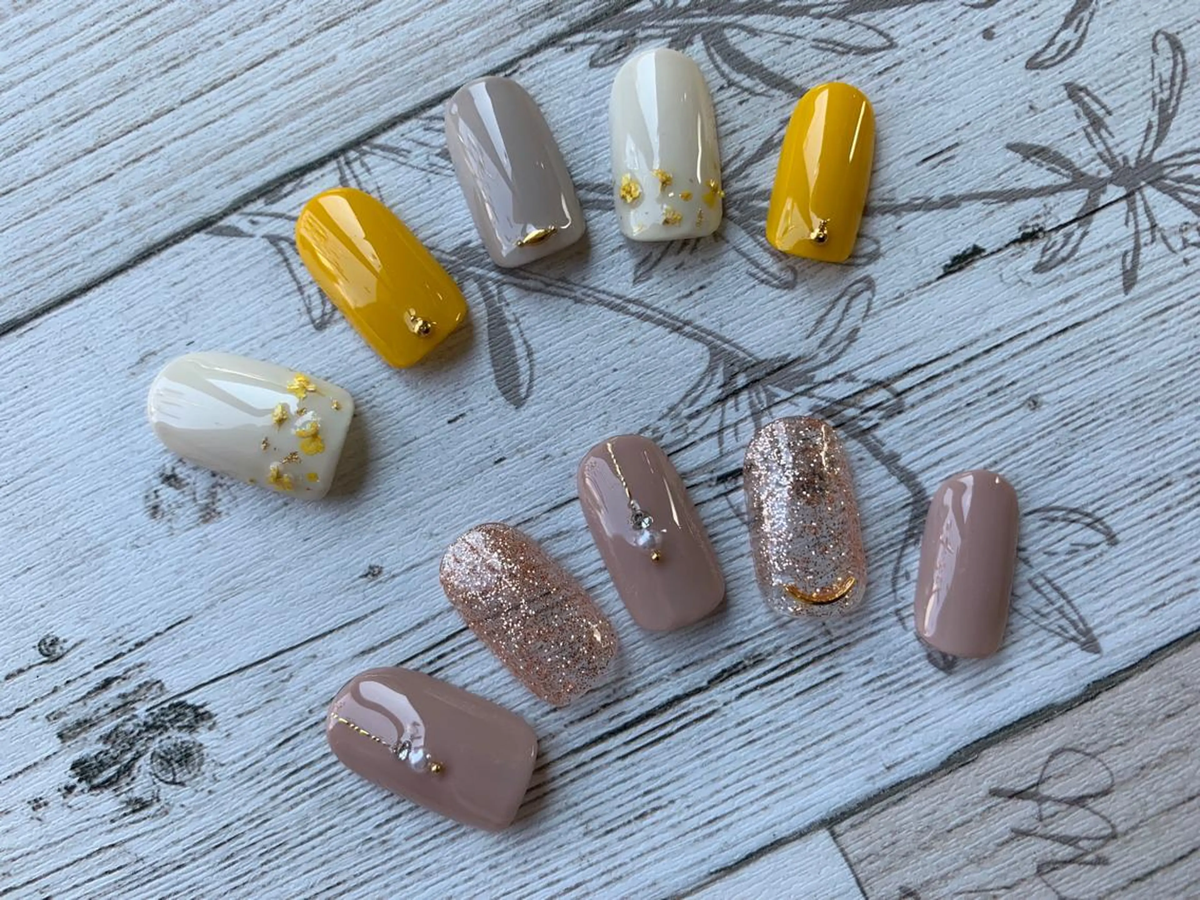 ネイル 林 志帆子【en2号店】のマツエク・マツパデザイン