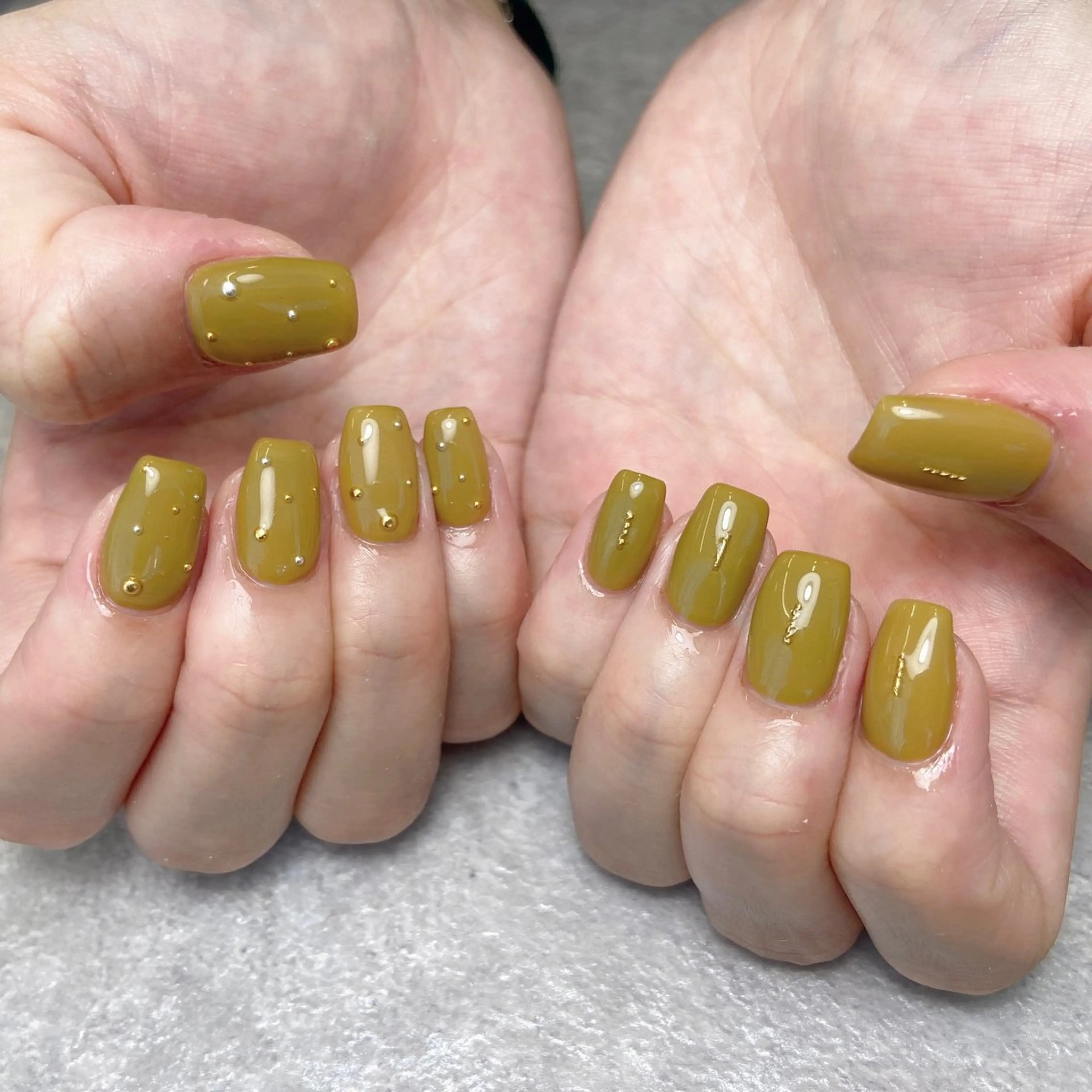 ネイル ストーンネイル ハンドネイル Ayane 🫧のネイルデザイン