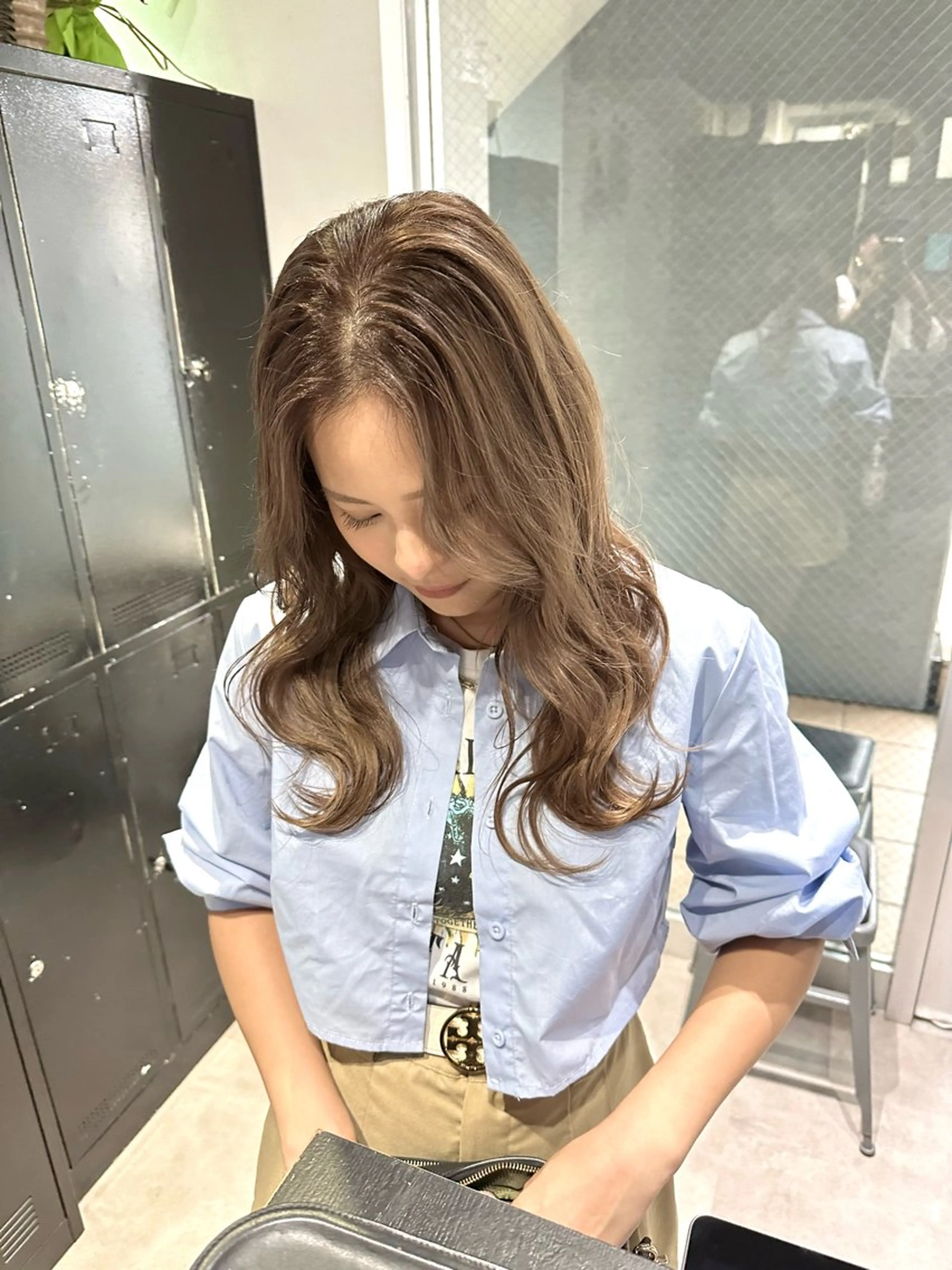 ミディアム カラー ベージュカラー グレージュ ラベンダーカラー ラベンダーグレー シルバー カット ヘアカラー トリートメント ARCANAブリーチ ダブルカラー🌟原宿のヘアスタイル