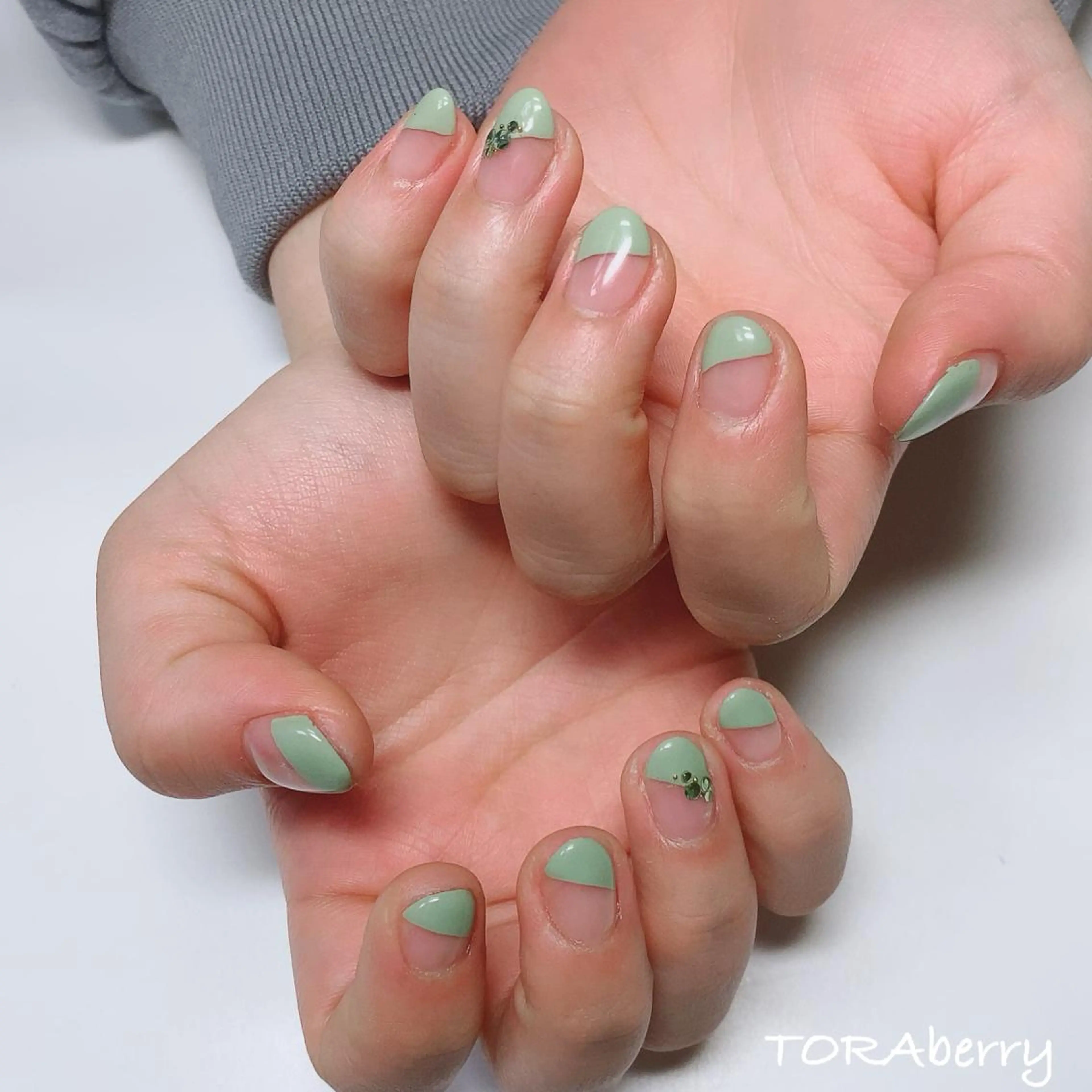 ネイル ハンドネイル ネイリスト なつみのネイルデザイン