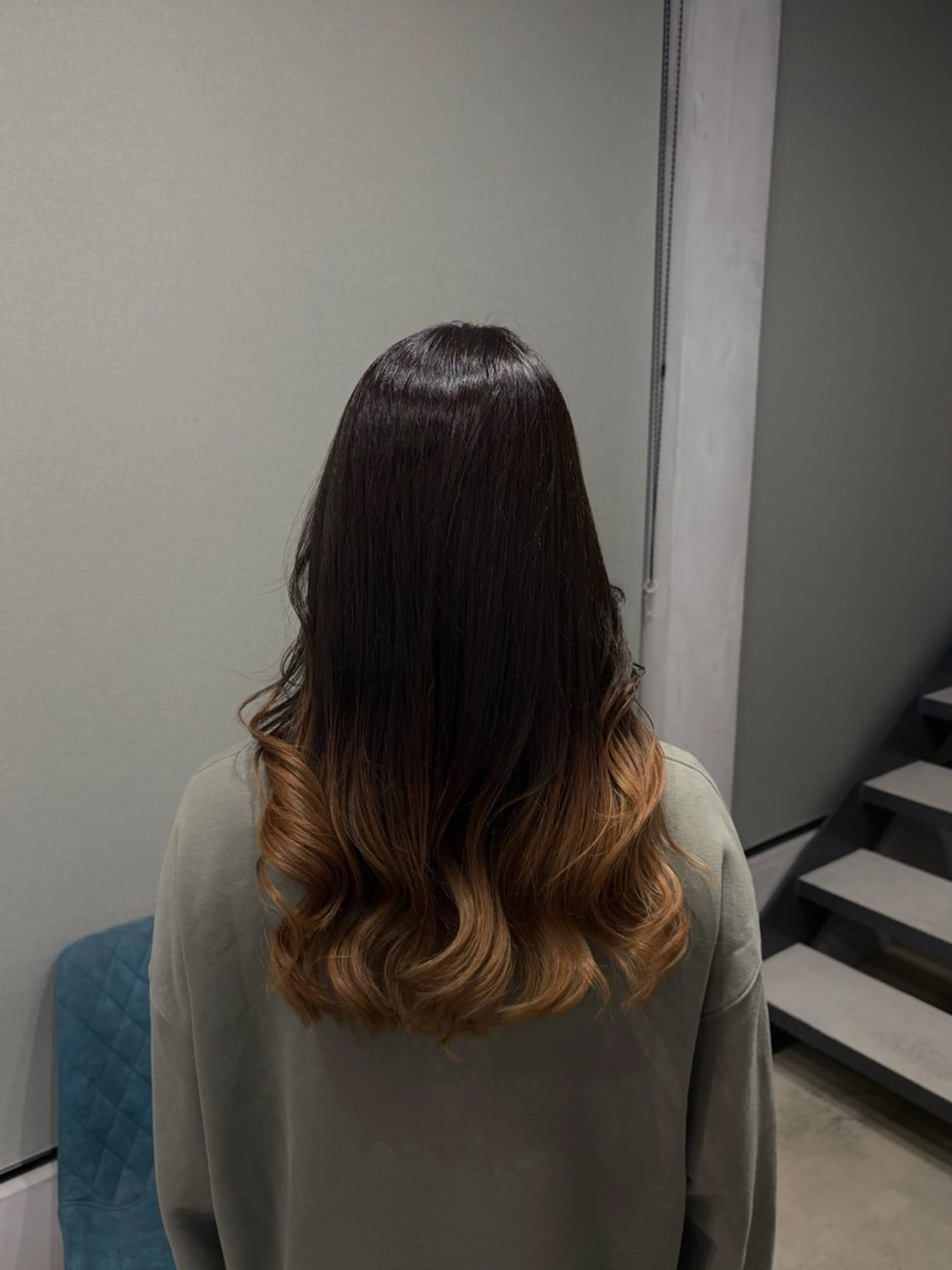 カラー グラデーションカラー 宮島 華湖のヘアスタイル