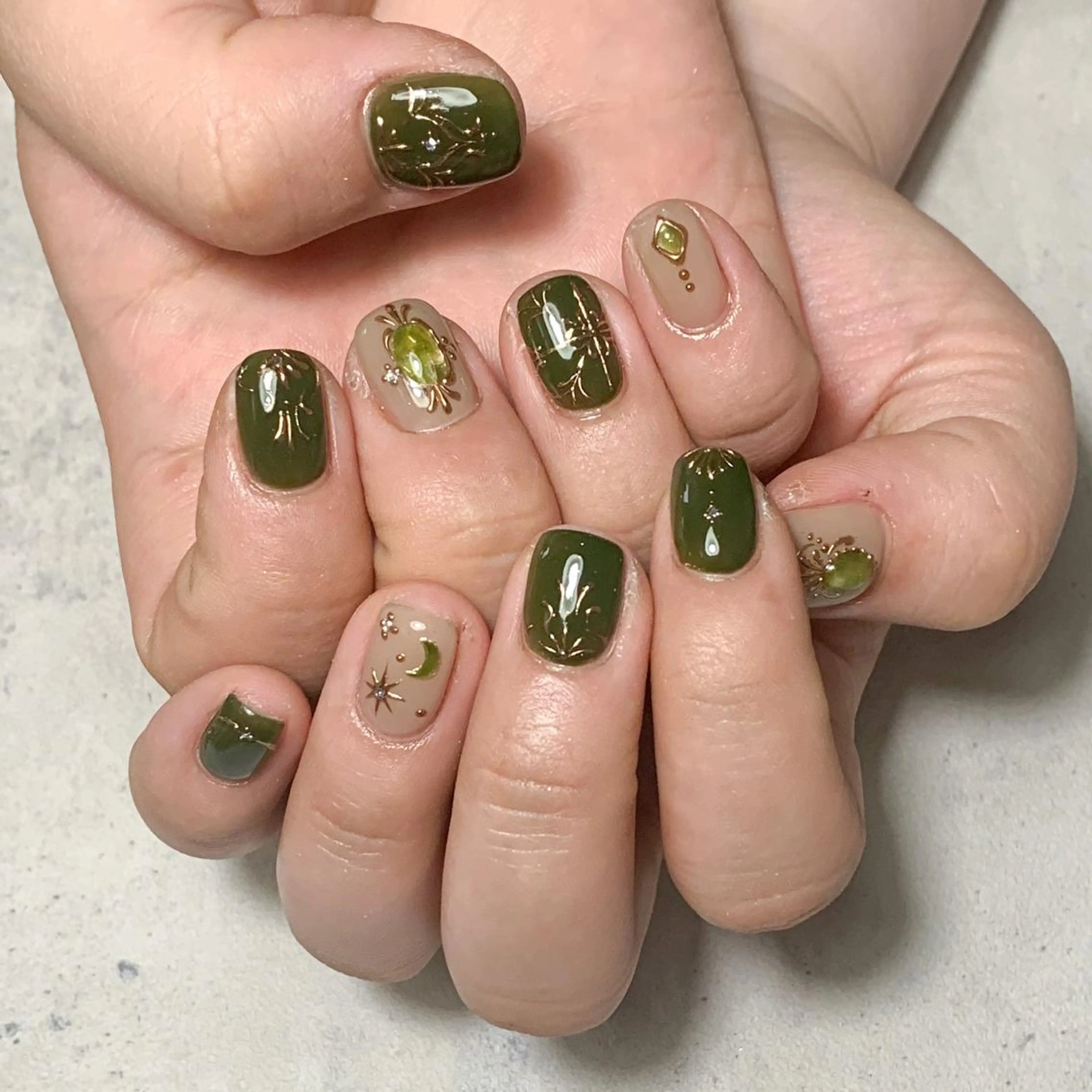 ネイル ハンドネイル FIORITURA aiのネイルデザイン