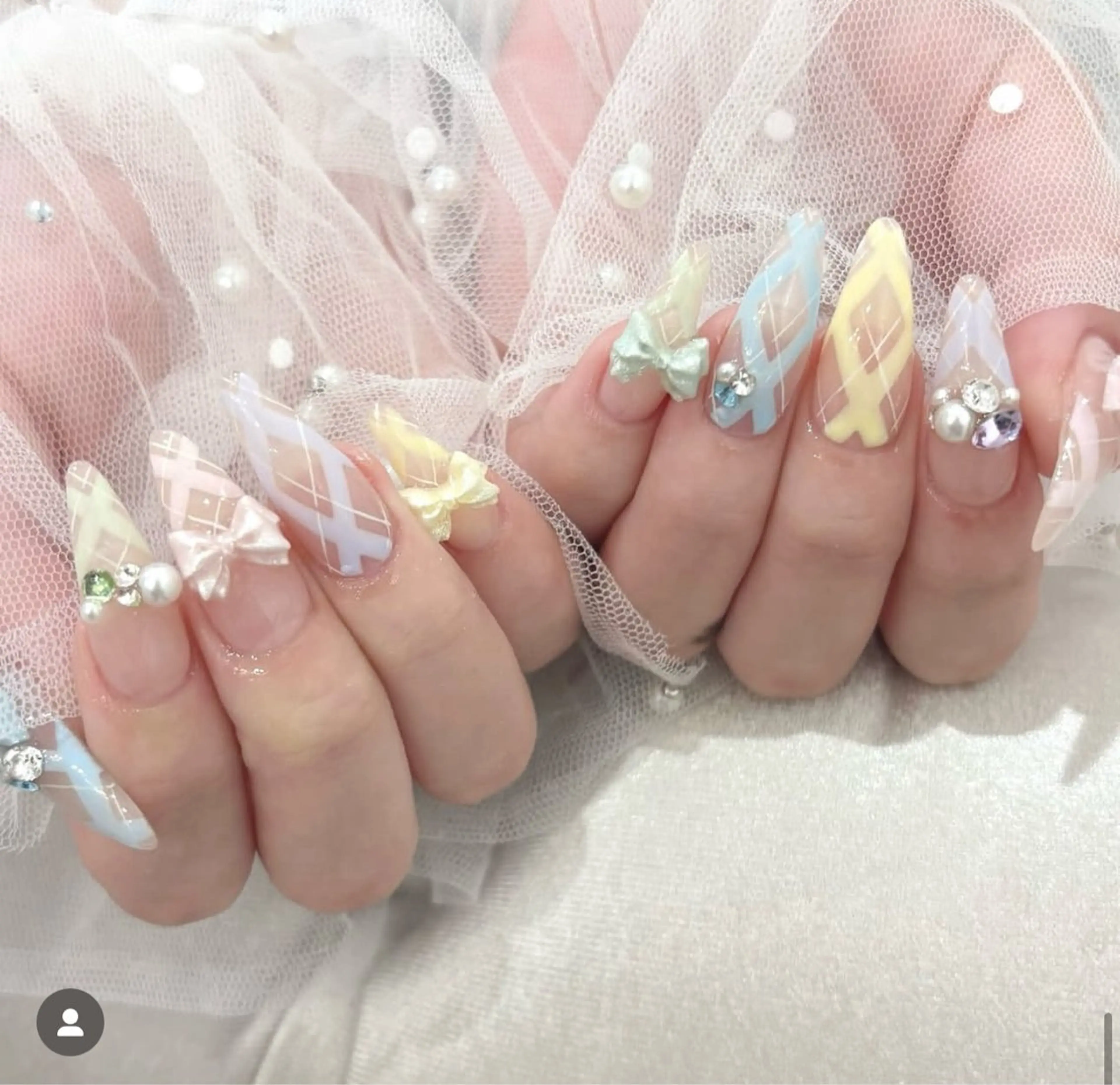 ネイル ジェルネイル 韓国ネイル マグネットネイル ネイルチップ 冬ネイル Lenie Nail Salonのネイルデザイン