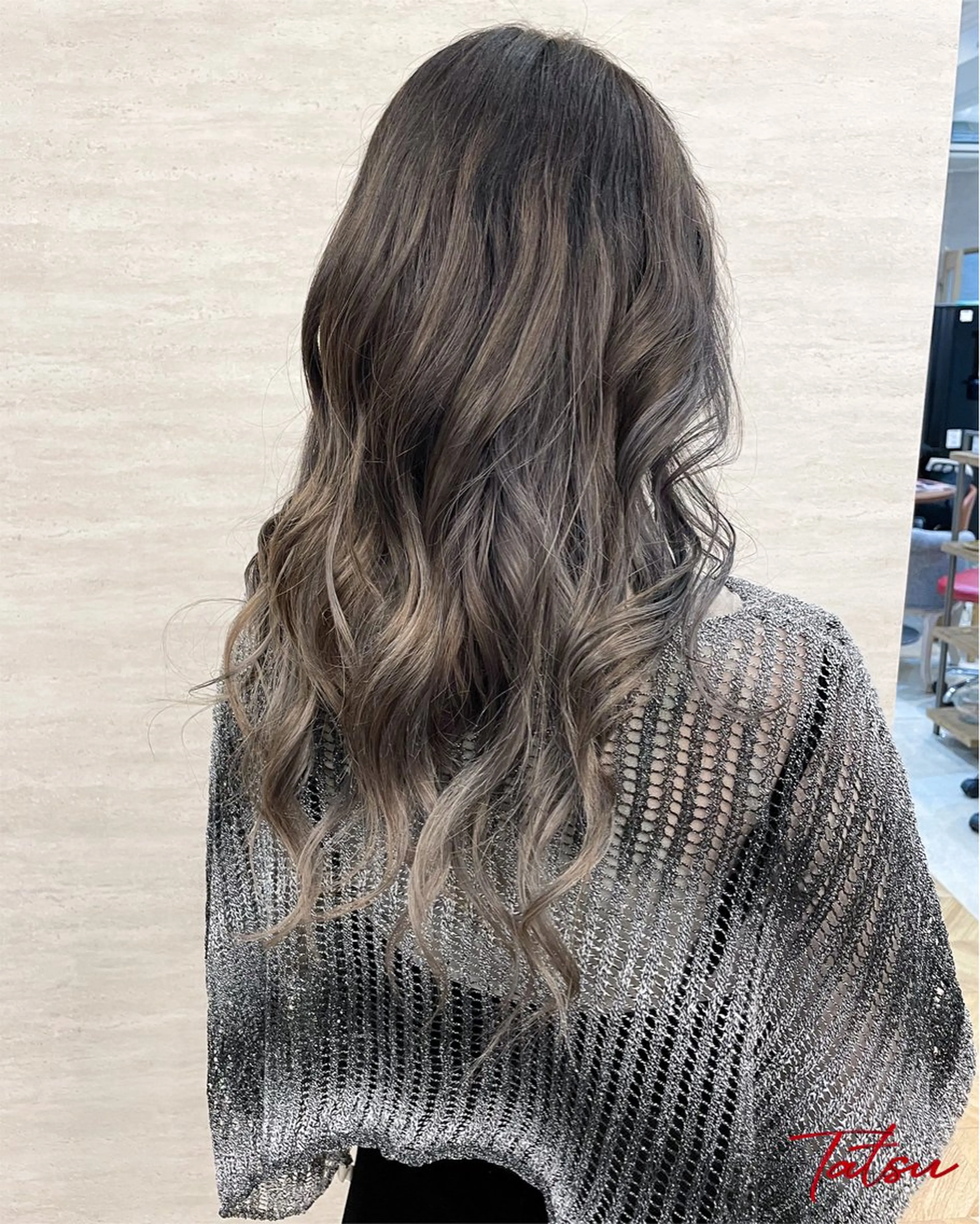 ロング カット ヘアカラー Tatsu/newi 大分 ハイトーンのヘアスタイル