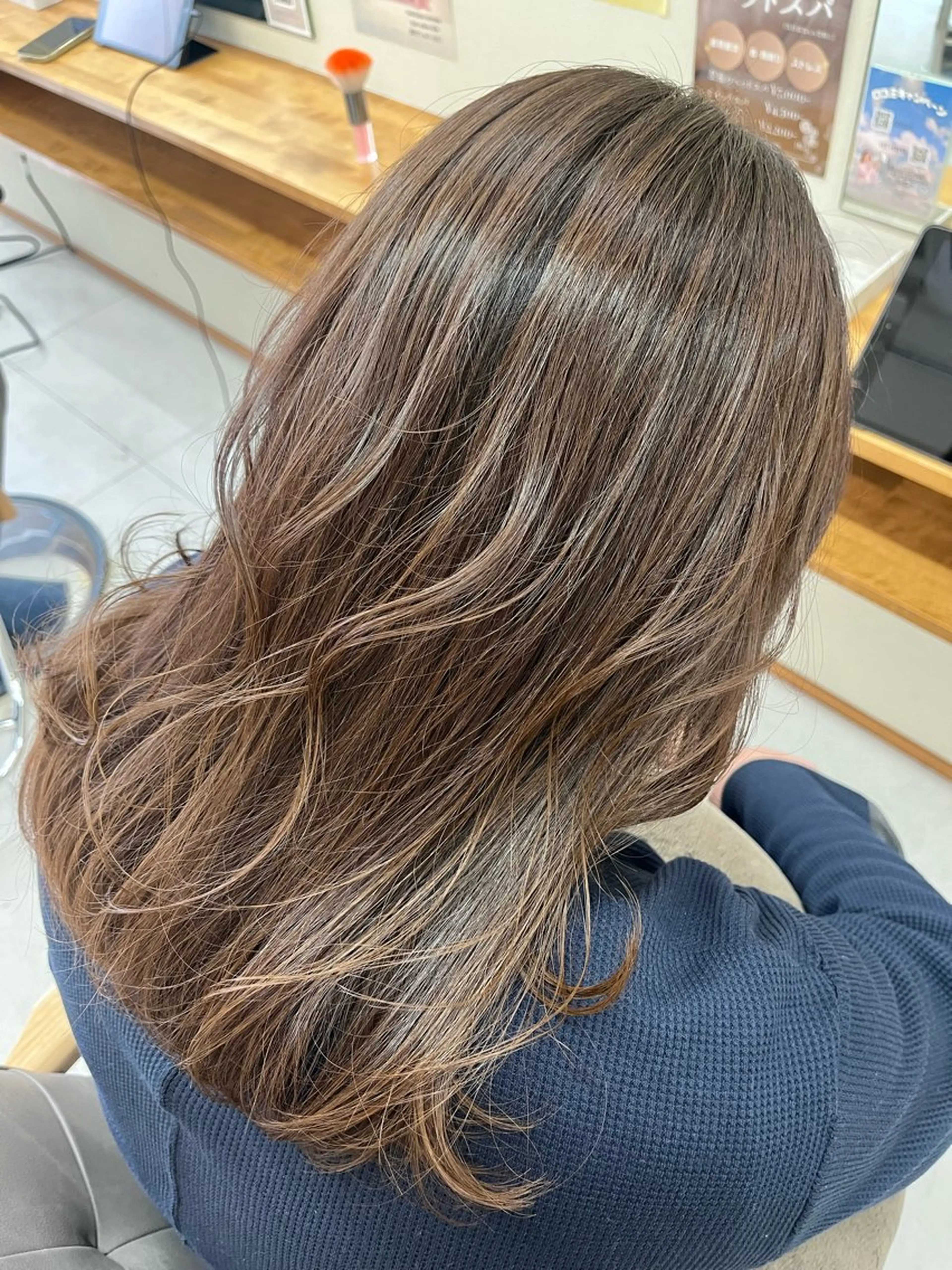 ミディアム Itsuki .のヘアスタイル