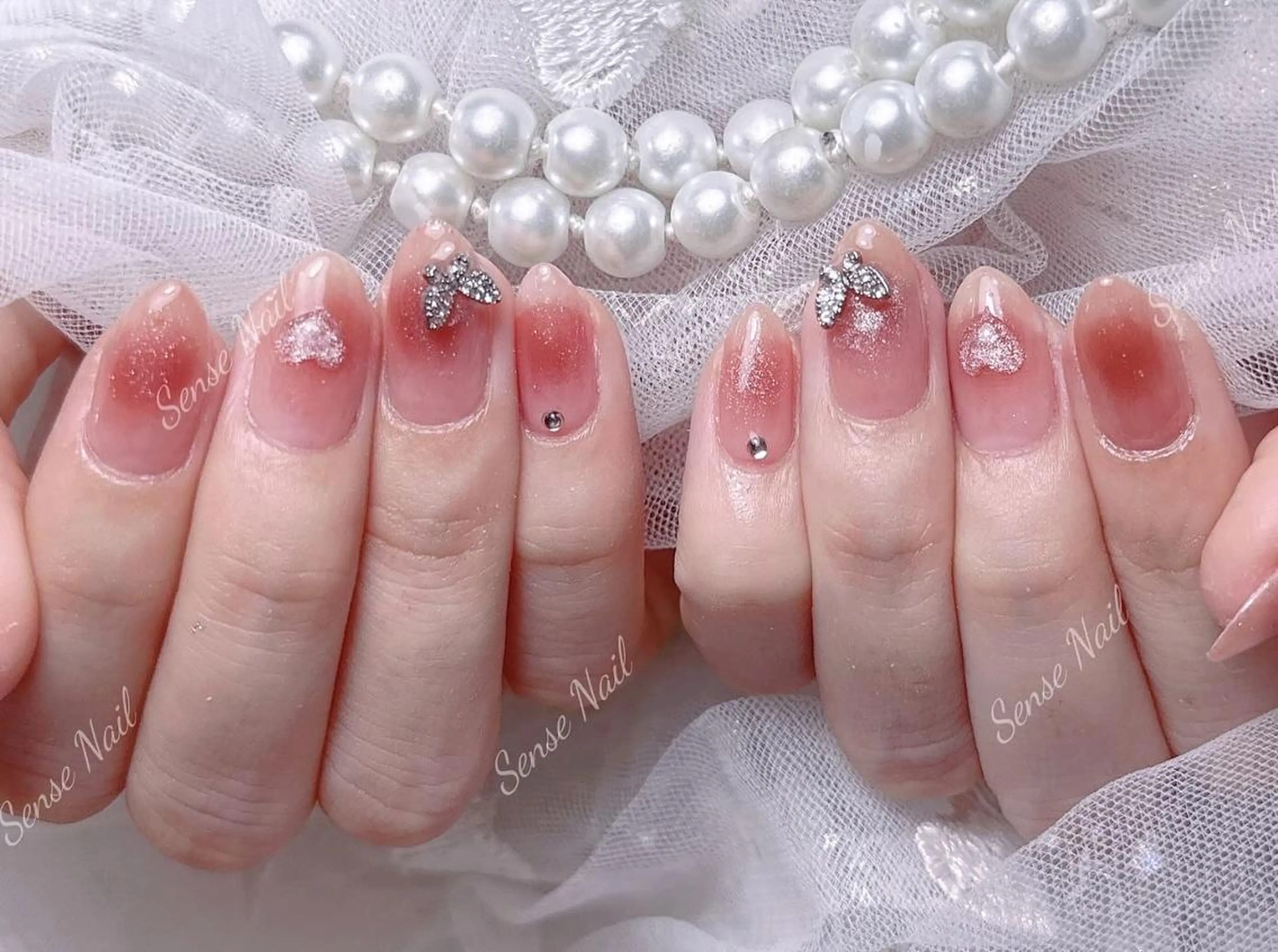 ネイル ハンドネイル ハンドケア 🦋Yumiio 🦋のネイルデザイン