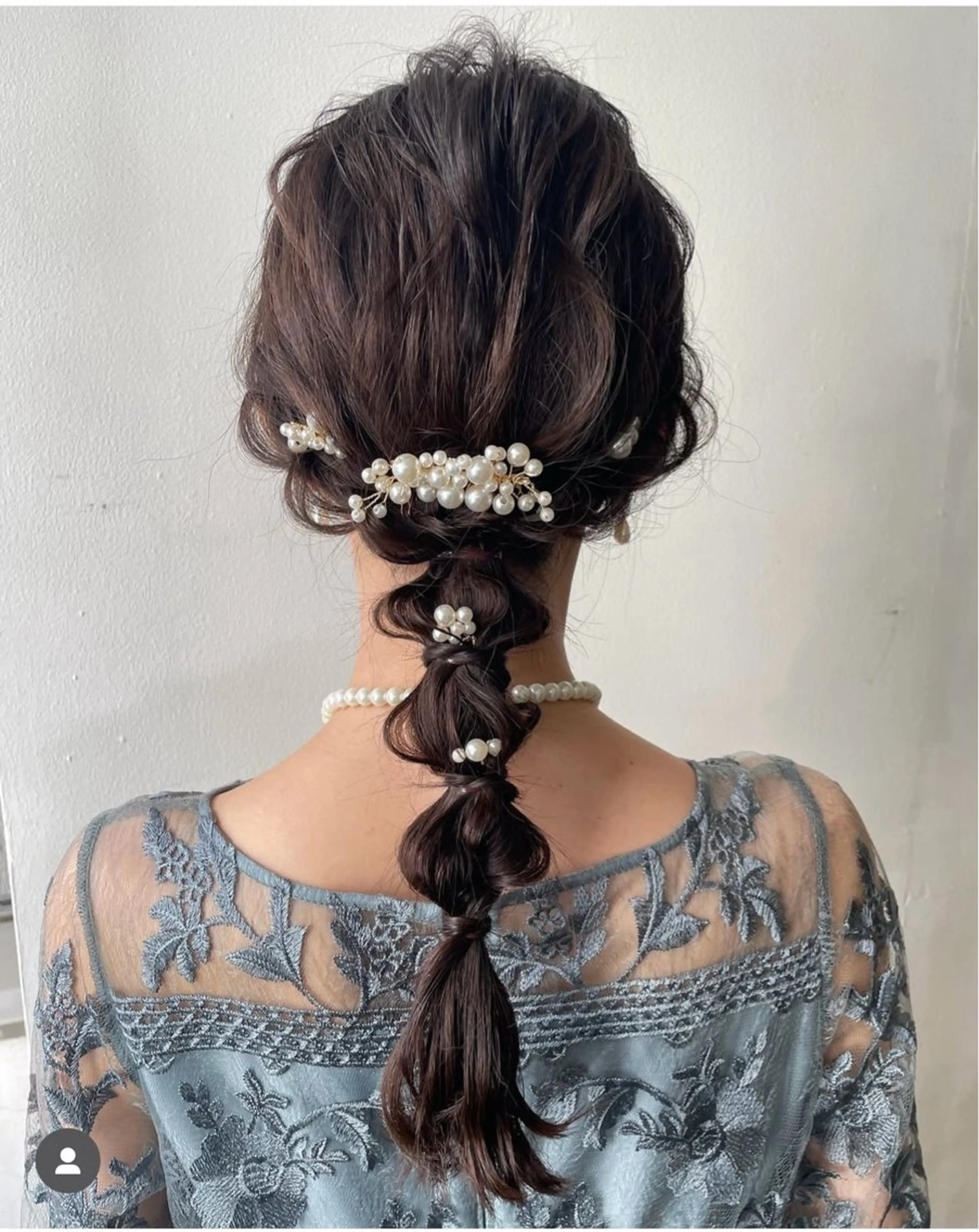 ロング ヘアアレンジ お団子ヘア 結婚式・ブライダル ヘアセット ✨透明感ケアカラー✨ 長野ゆきなのヘアスタイル