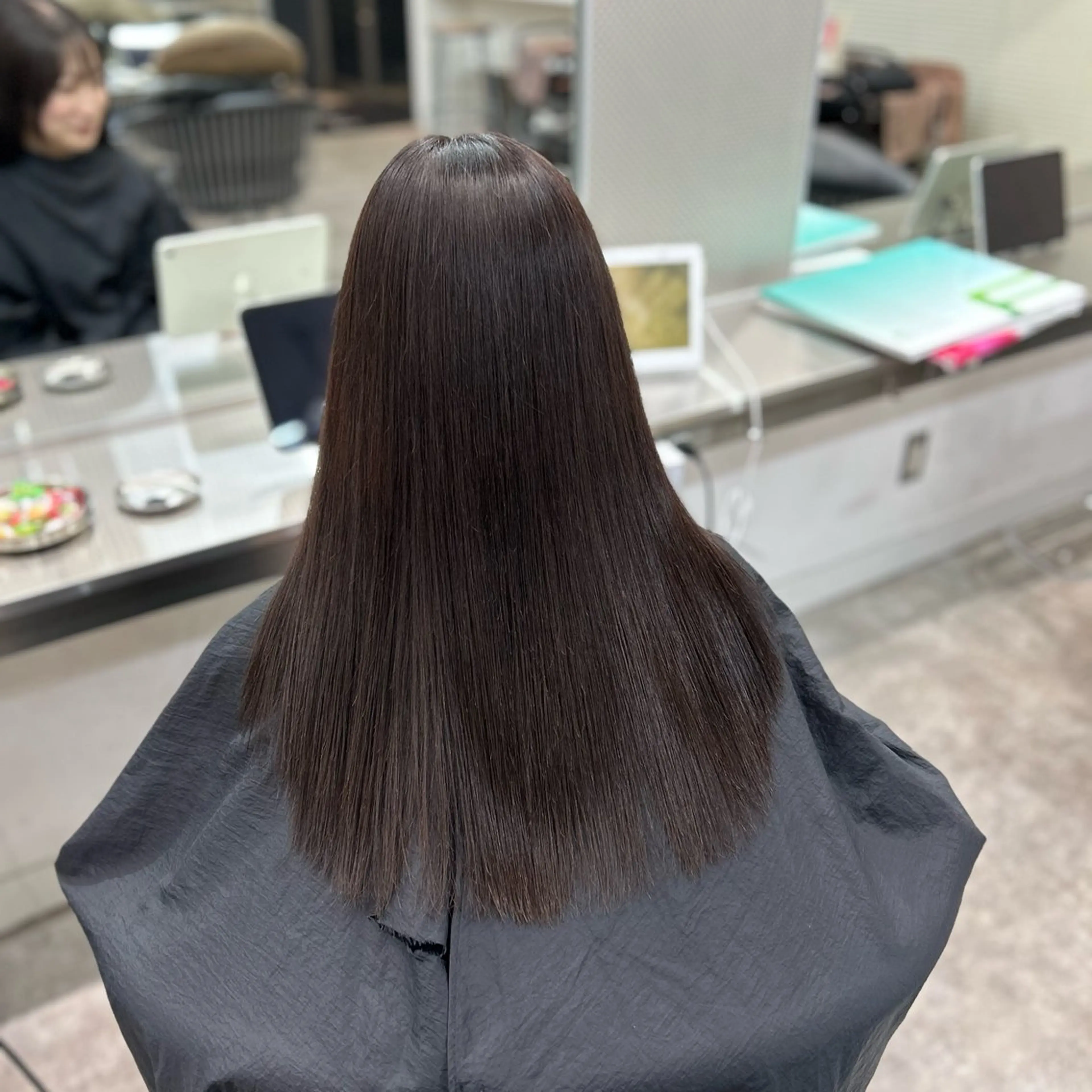 ロング カラー 小林 円香のヘアスタイル