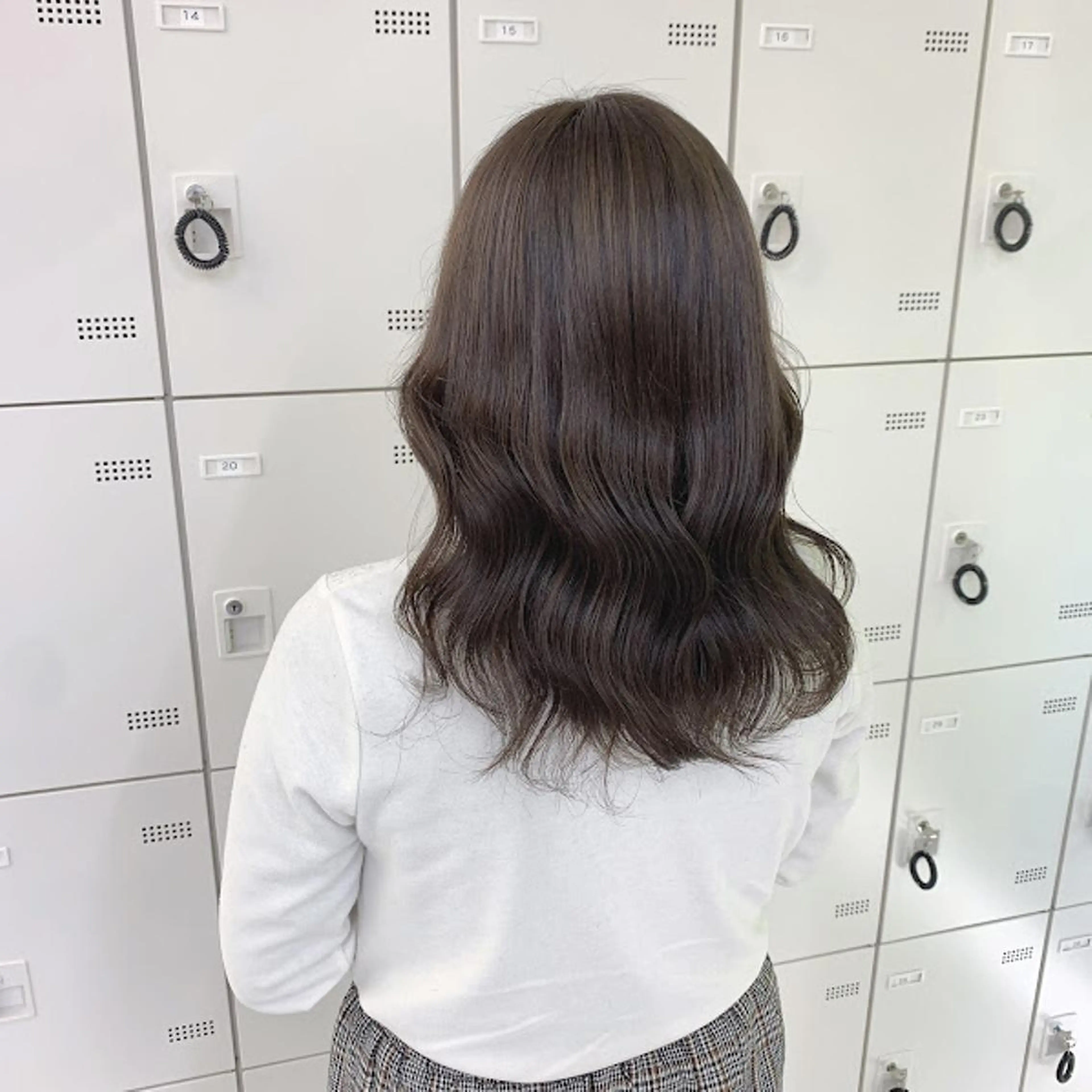 カラー 🫧 THEATER 【公式】🫧天神🫧のヘアスタイル
