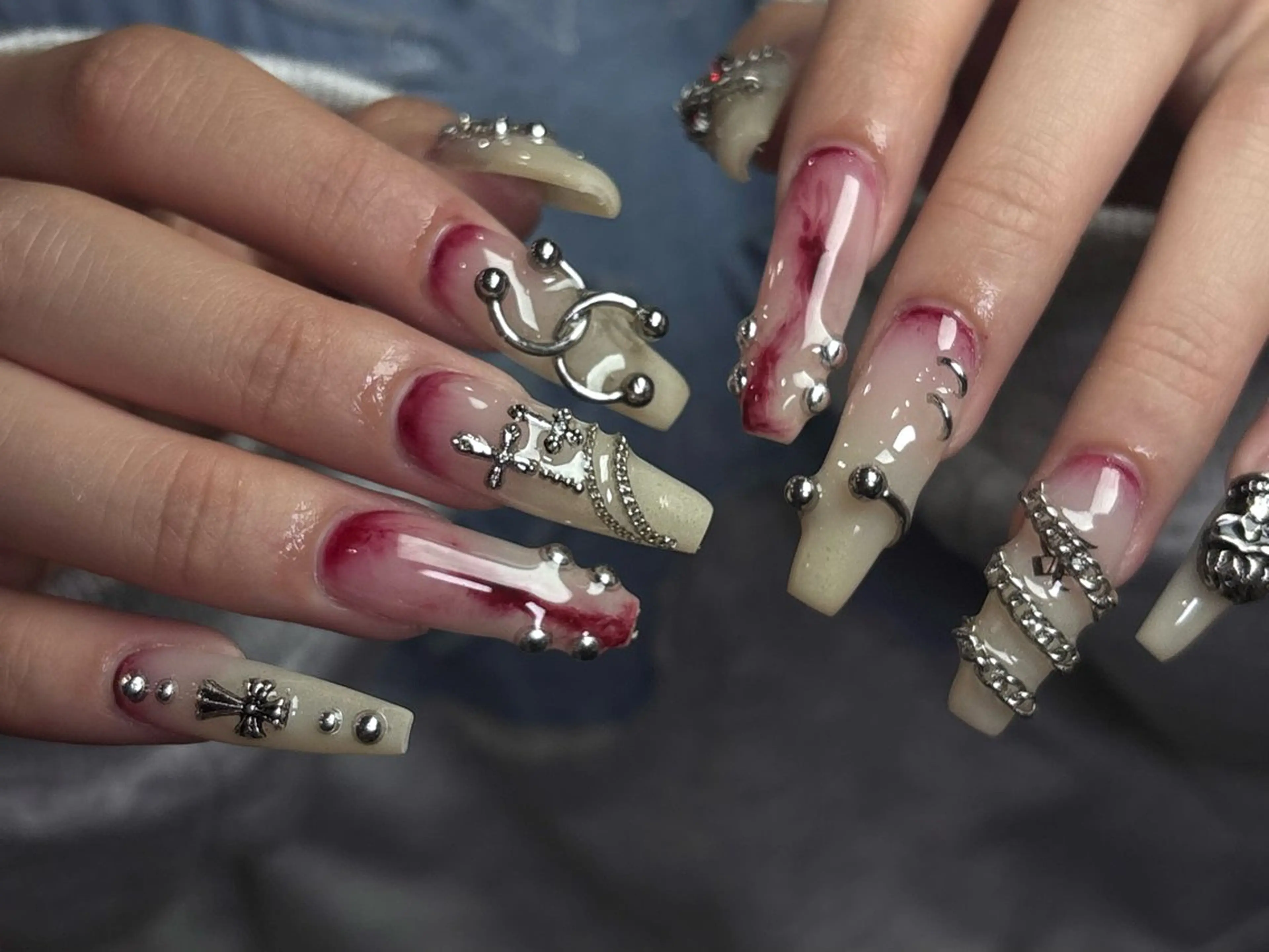 ネイル ハンドネイル Dark honey スカルプ専門原宿店のネイルデザイン