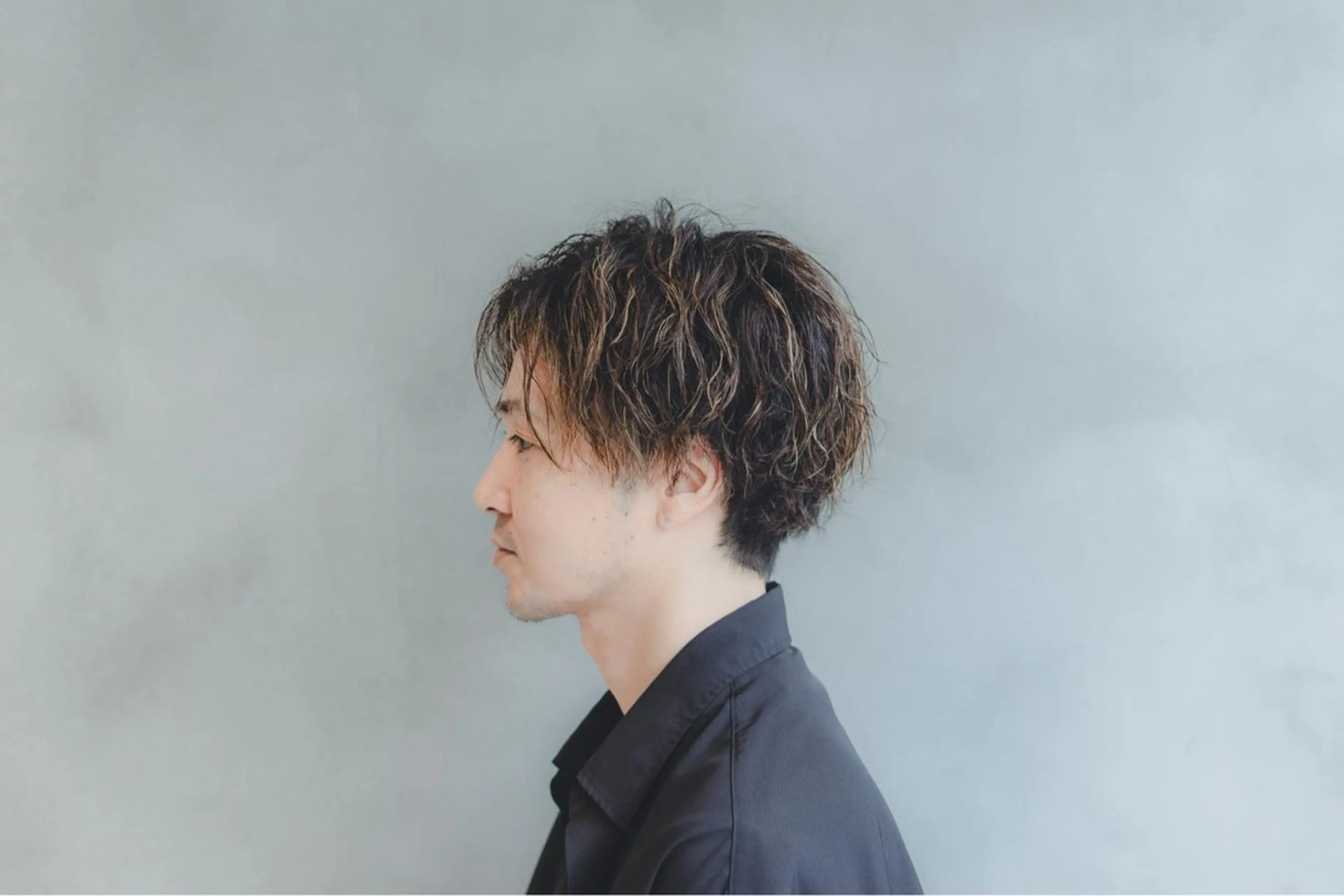 ショート カラー パーマ メンズ 宇野 佑馬のヘアスタイル