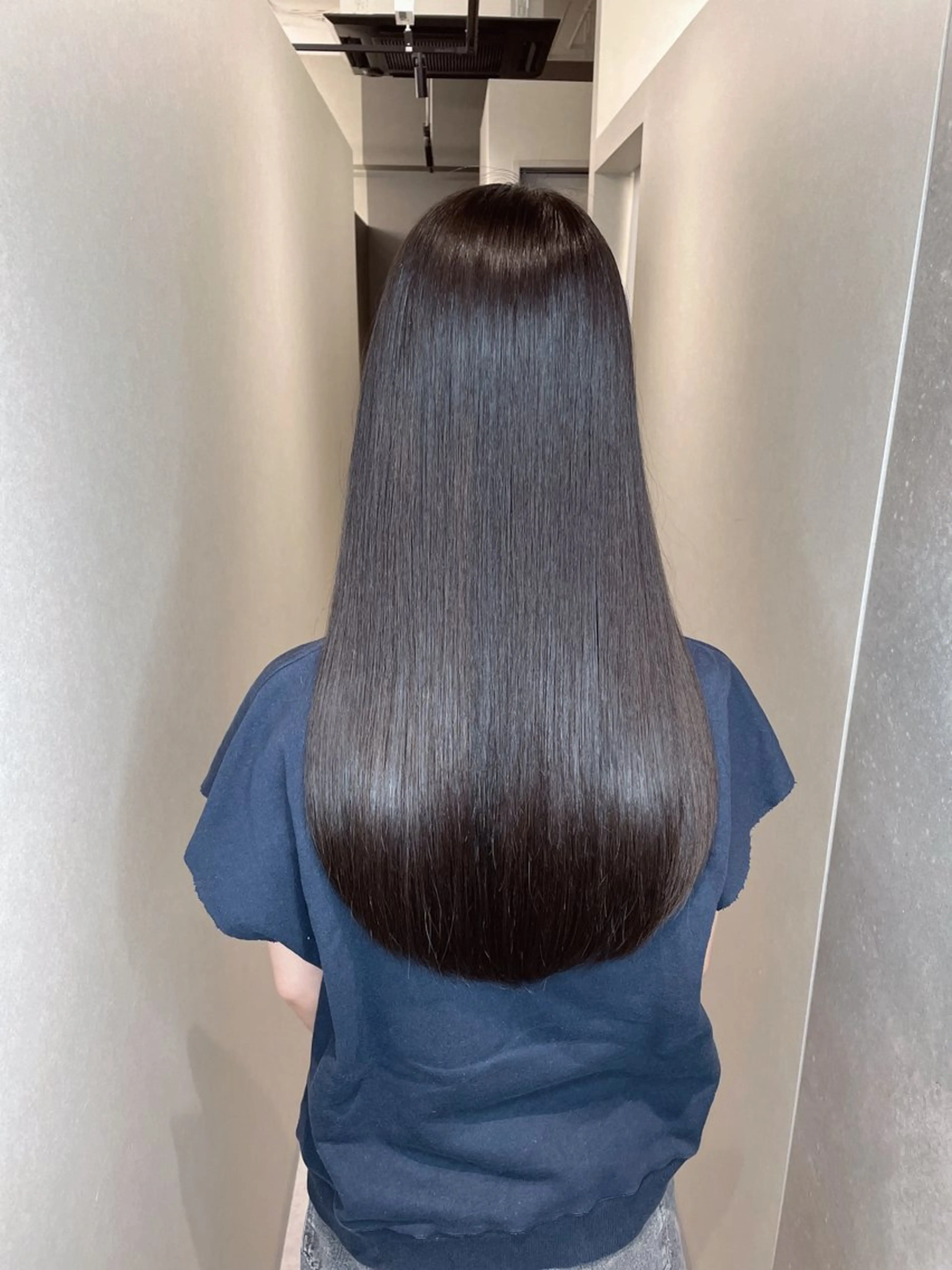 セミロング 髪質改善 トリートメント 酸熱トリートメント 今井 勝也のヘアスタイル