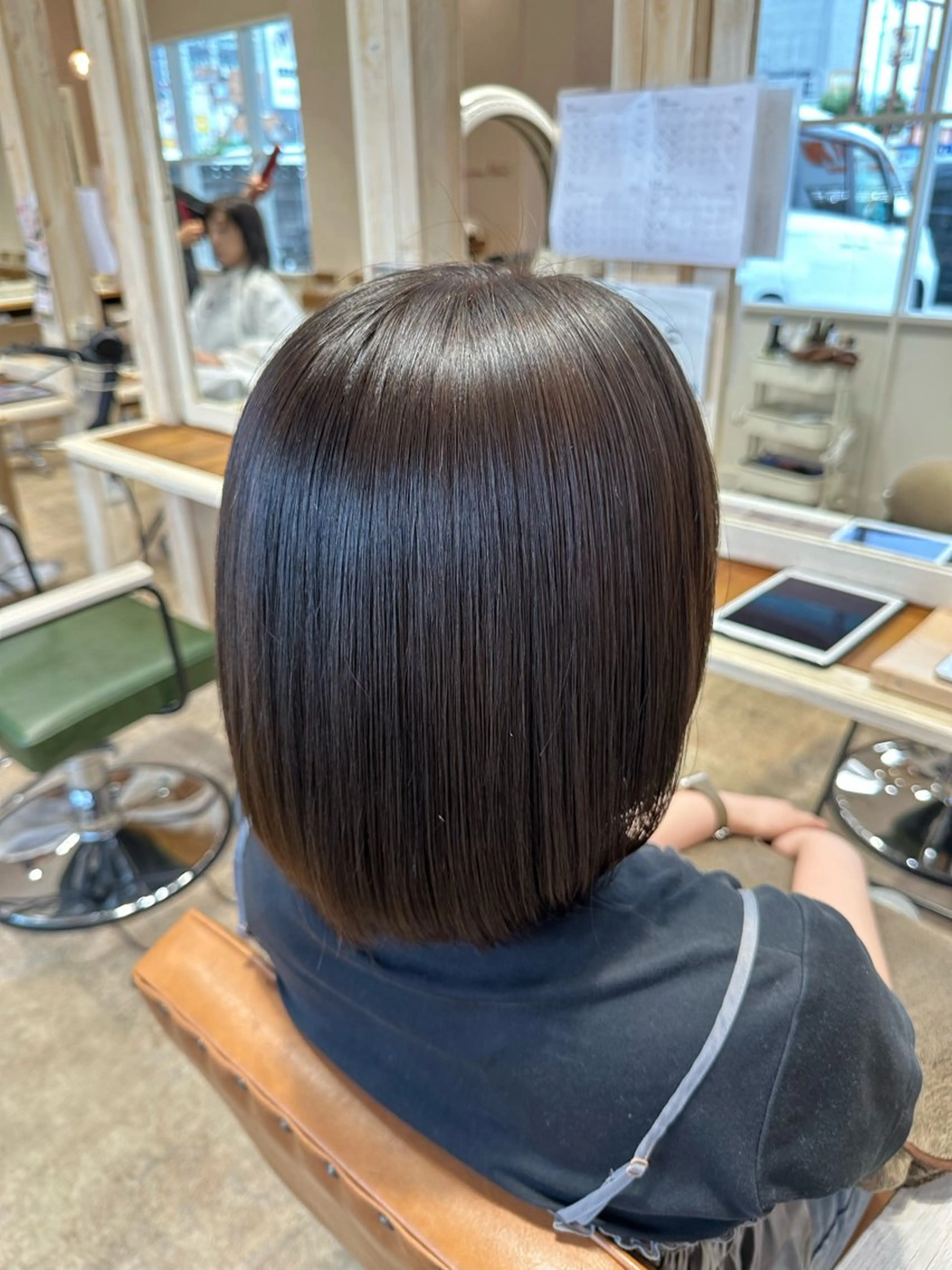 ミディアム カラー ブラウンカラー ナチュラルブラウン ヘアカラー 東浦　髪質改善カラー 透明感カラーのヘアスタイル