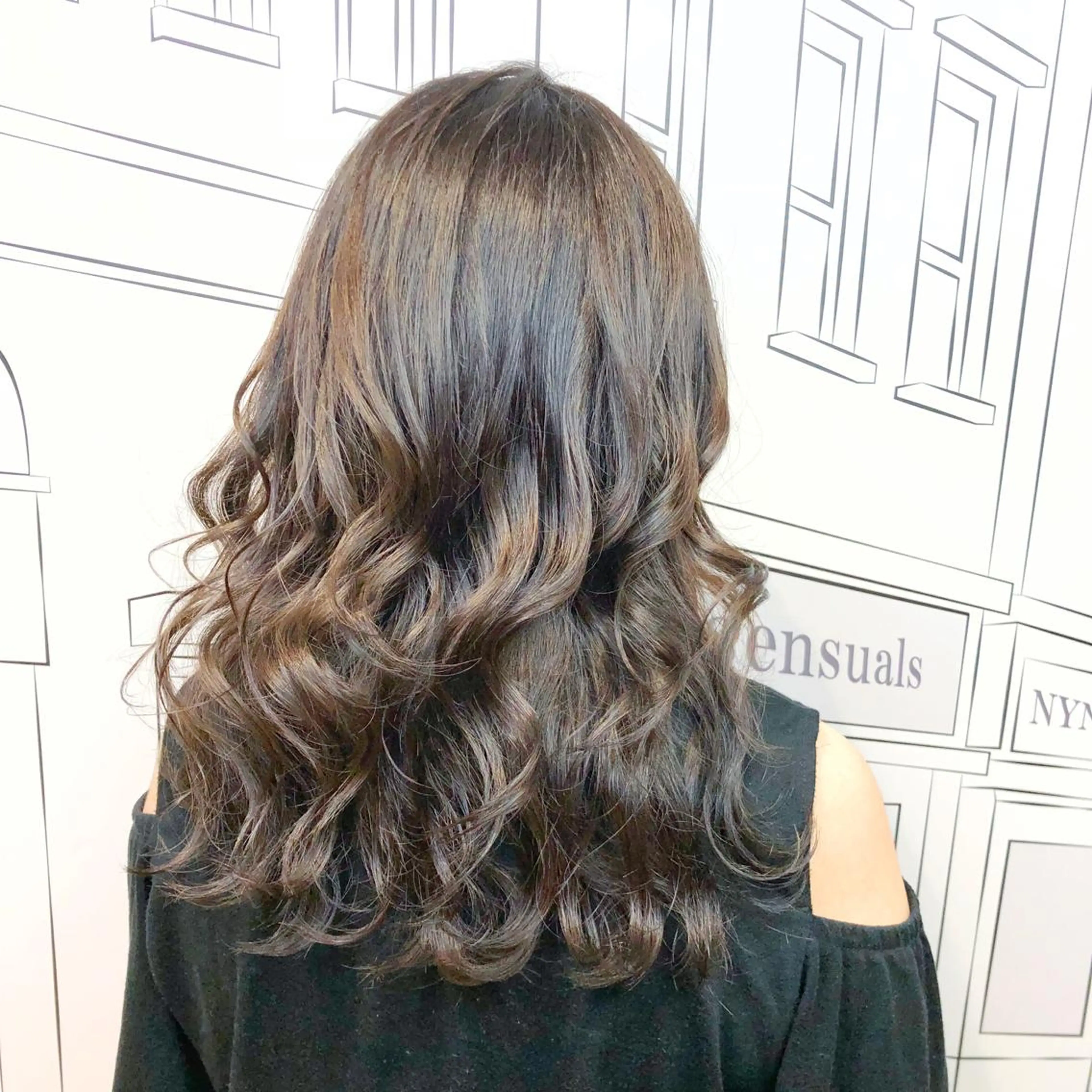 ミディアム レイヤー⭐️カラー ⭐️平川雅史のヘアスタイル