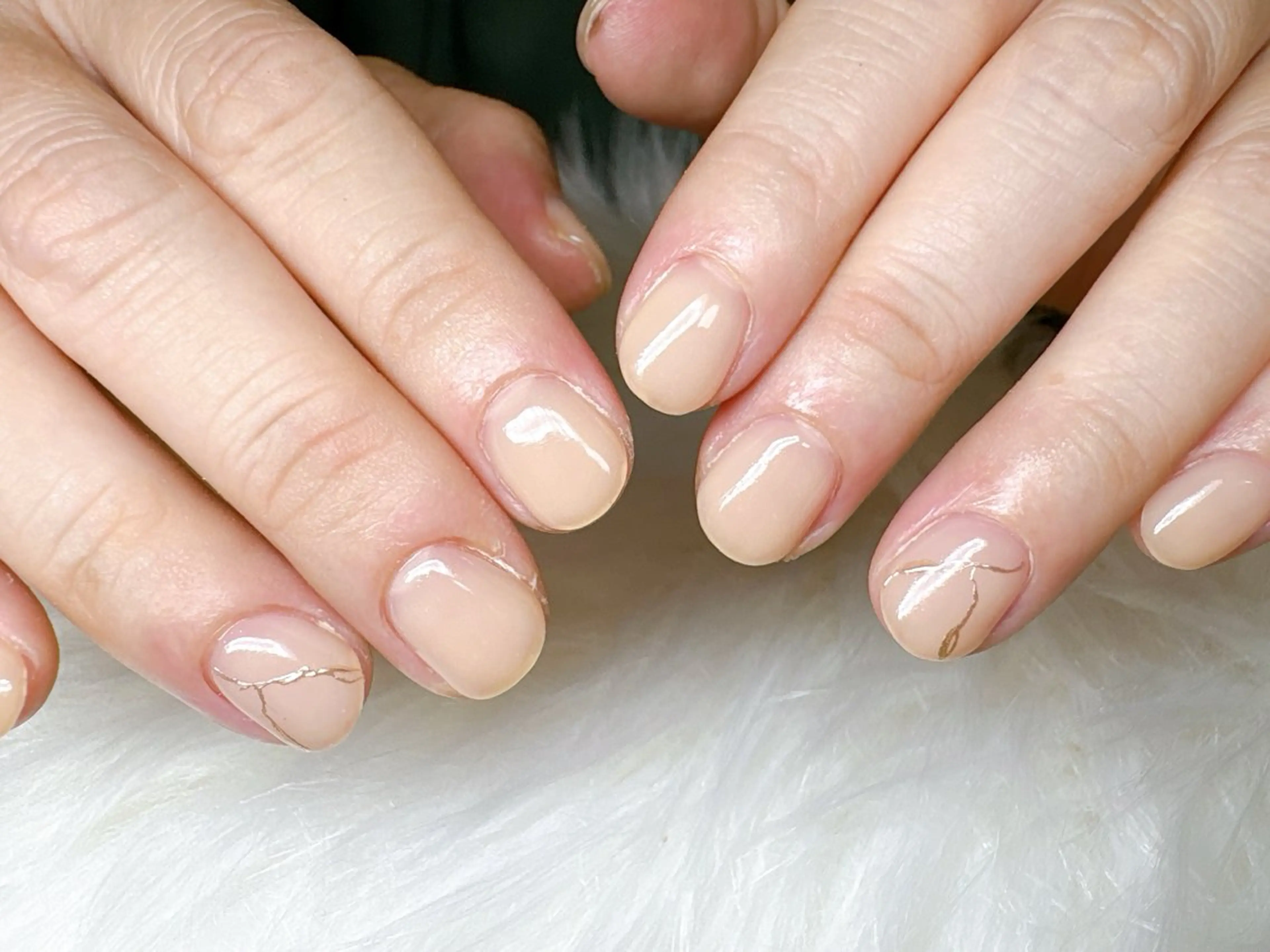 ネイル ECLAT エクラ所属・寺山 千鶴のネイルデザイン