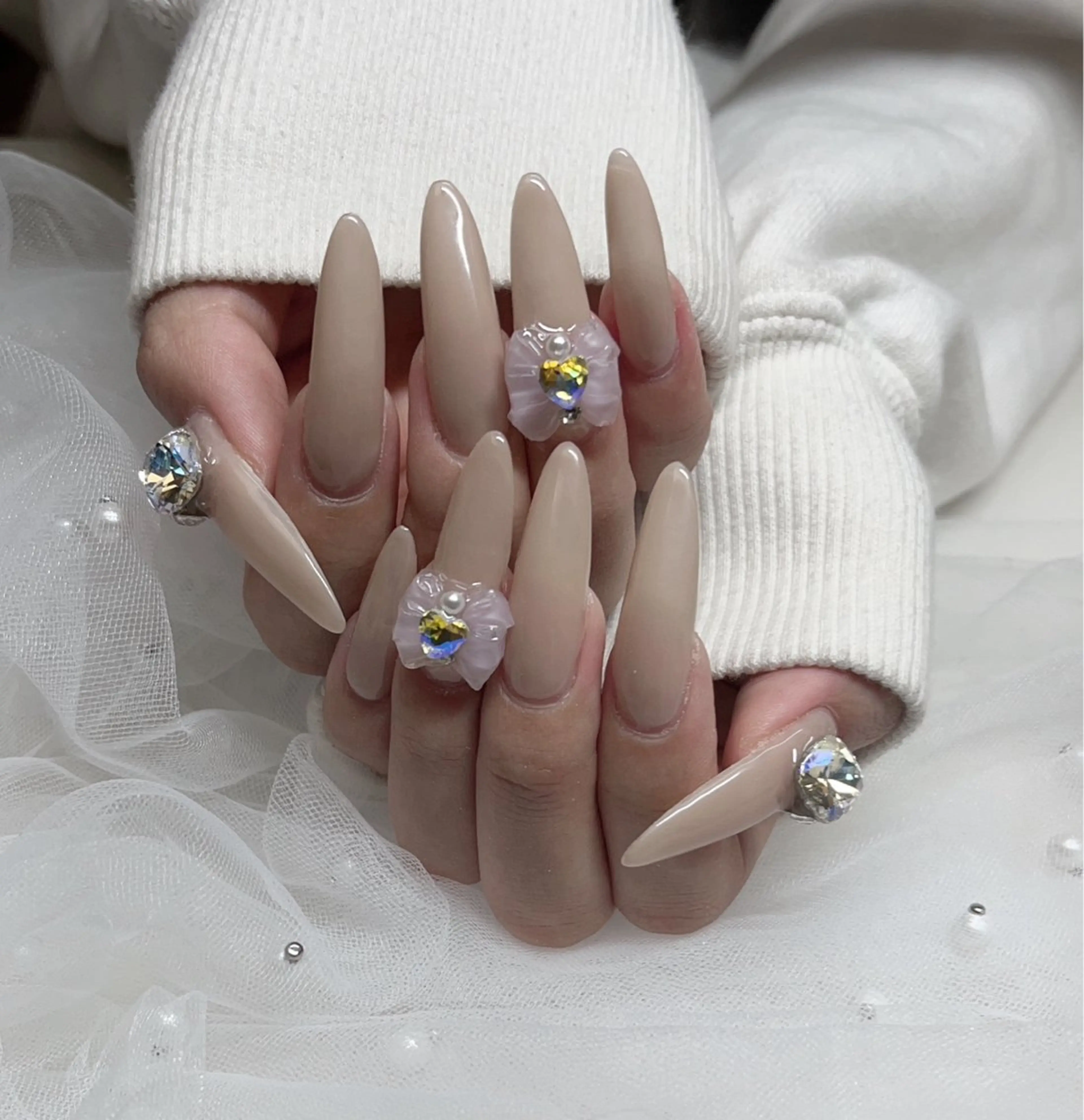 ネイル ハンドネイル KARI ネイルサロンのネイルデザイン