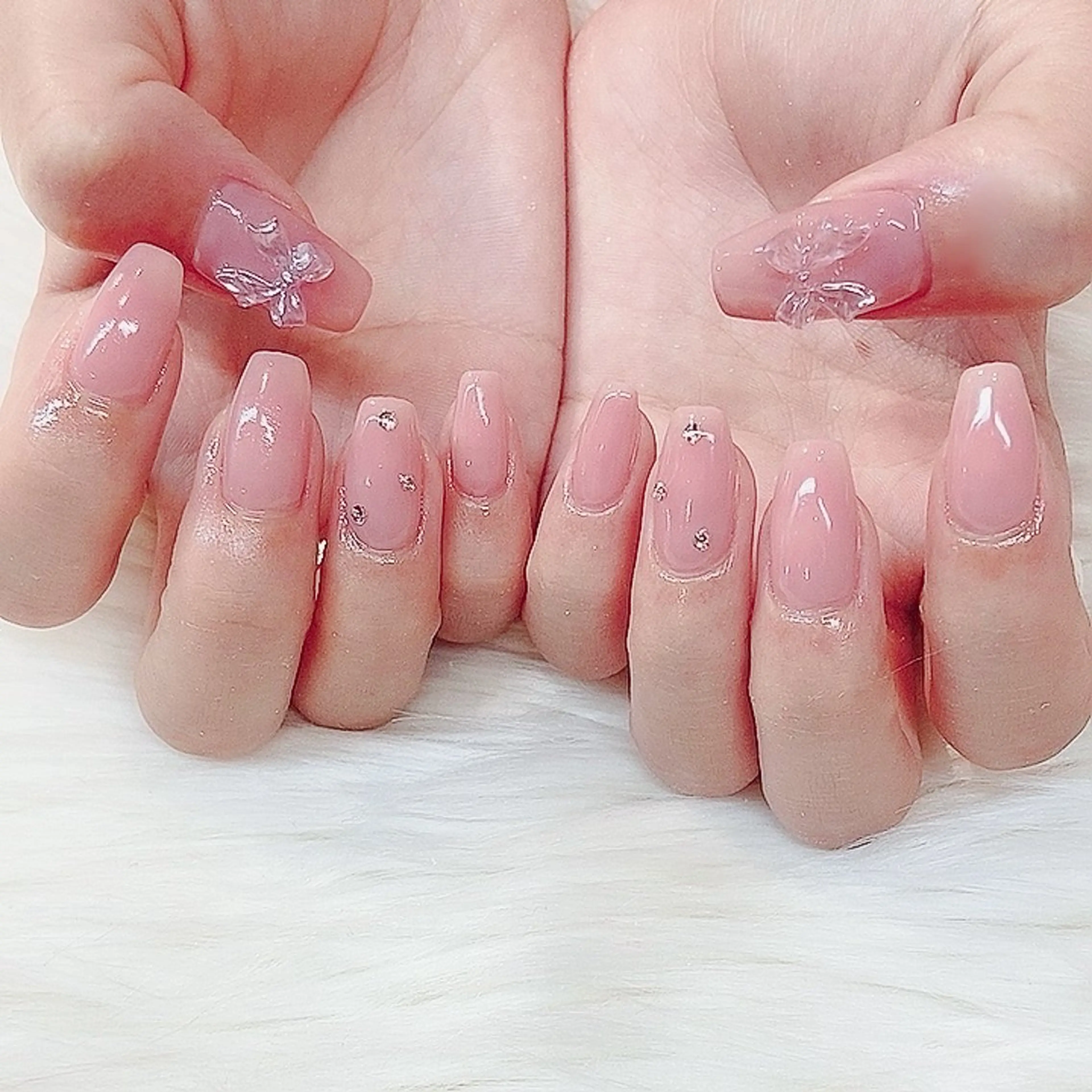 ネイル キラキラネイル ピンク ワンホンネイル ハンドネイル べルミエール sakiのネイルデザイン