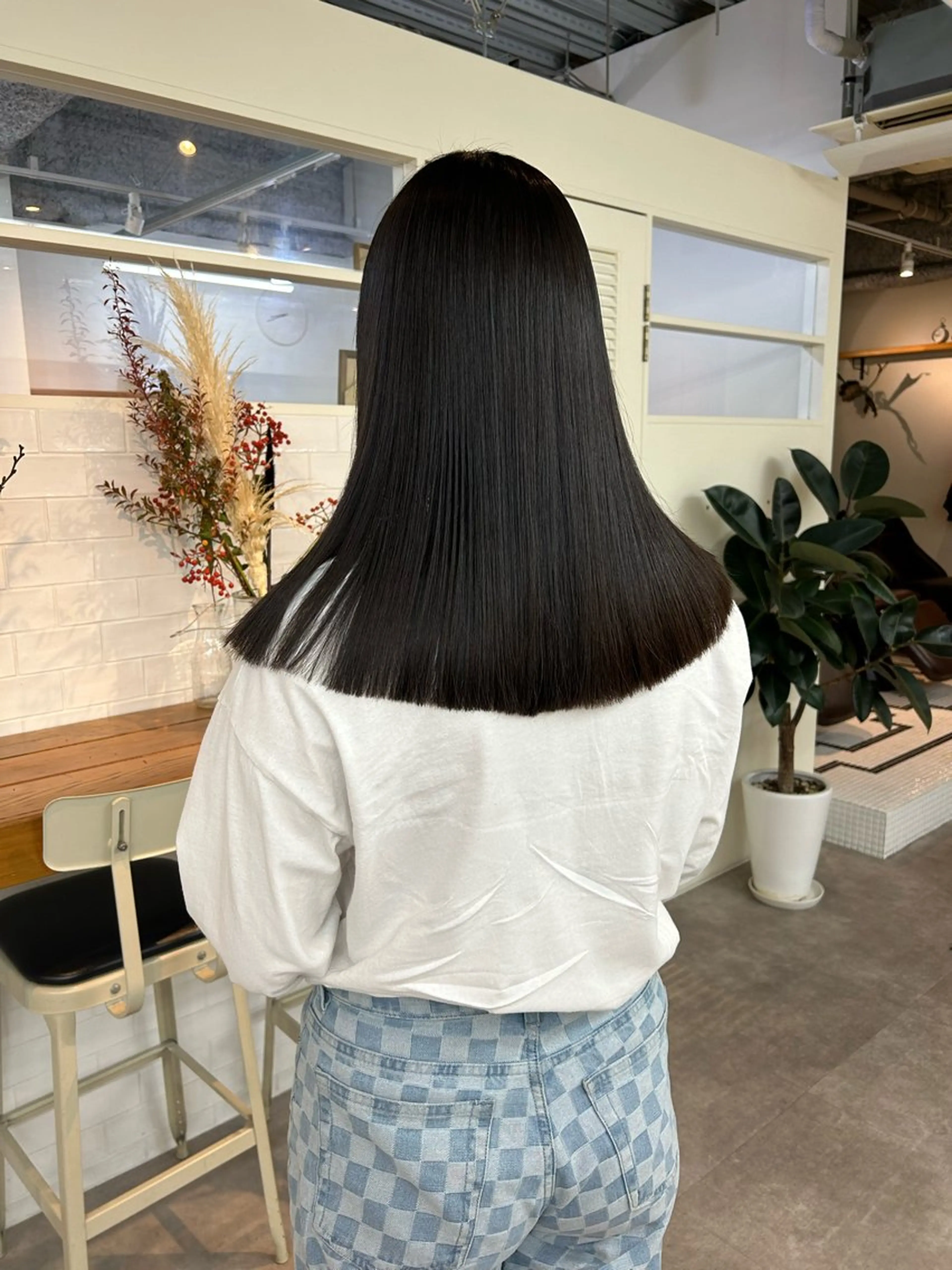 ロング カット yumeka🩶ボブ 暖色/透け感カラーのヘアスタイル