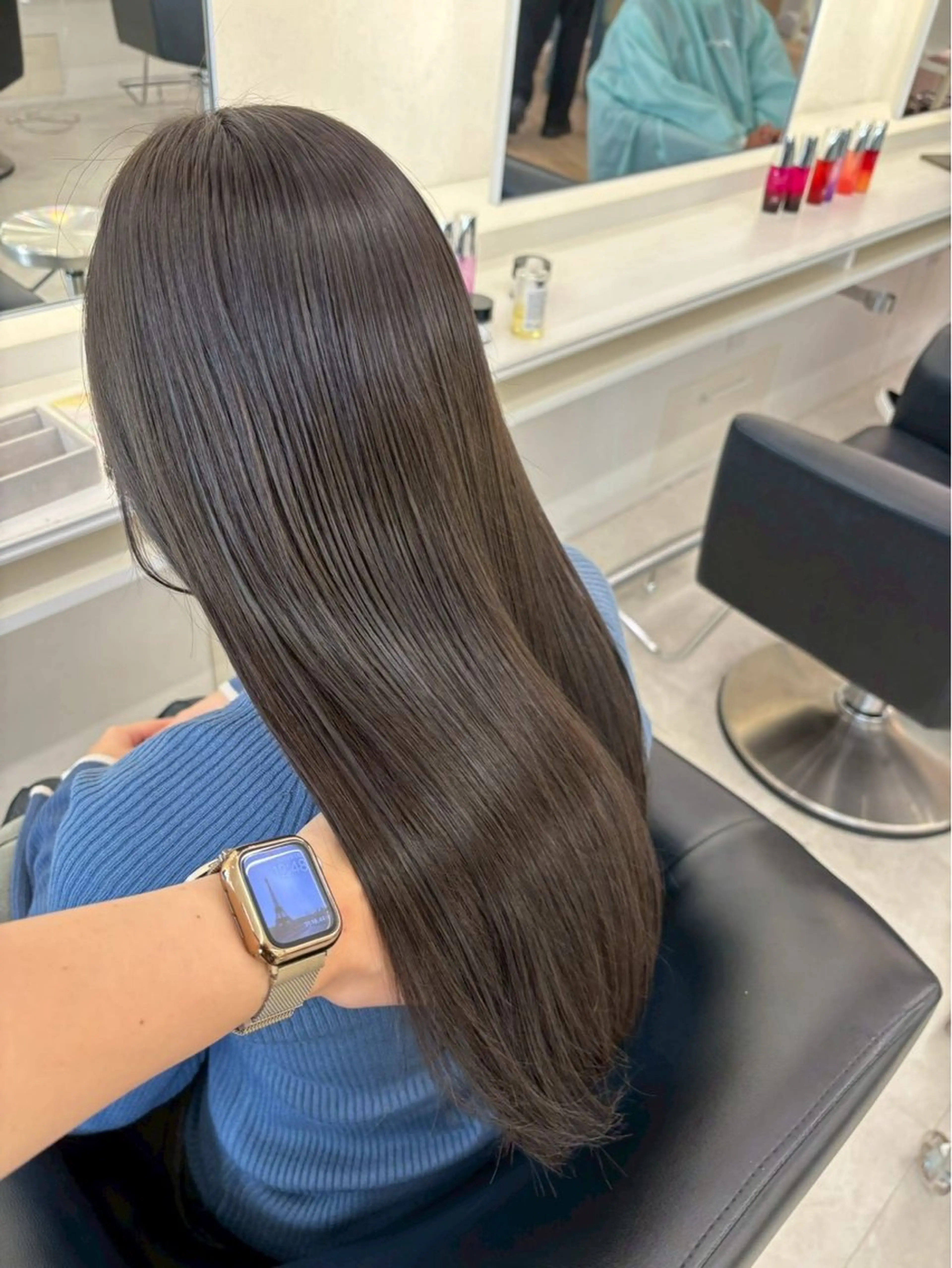 ロング カラー ヘアカラー トリートメント ParveMix 岡本えりかのヘアスタイル