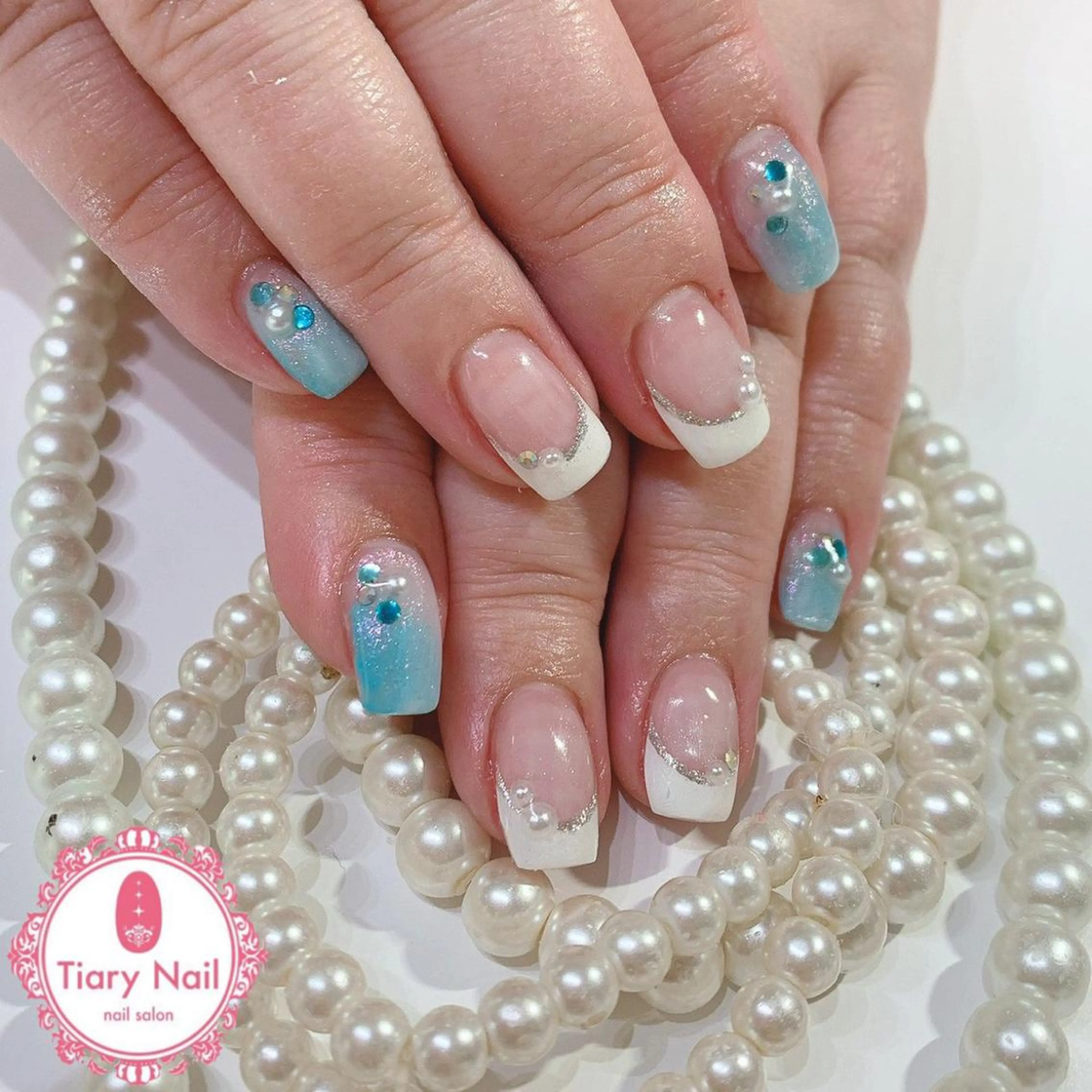 ネイル 桜ネイル クリアネイル フットネイル ジェルネイル キラキラネイル 💗🪽Tiary Nail🪽💗のネイルデザイン