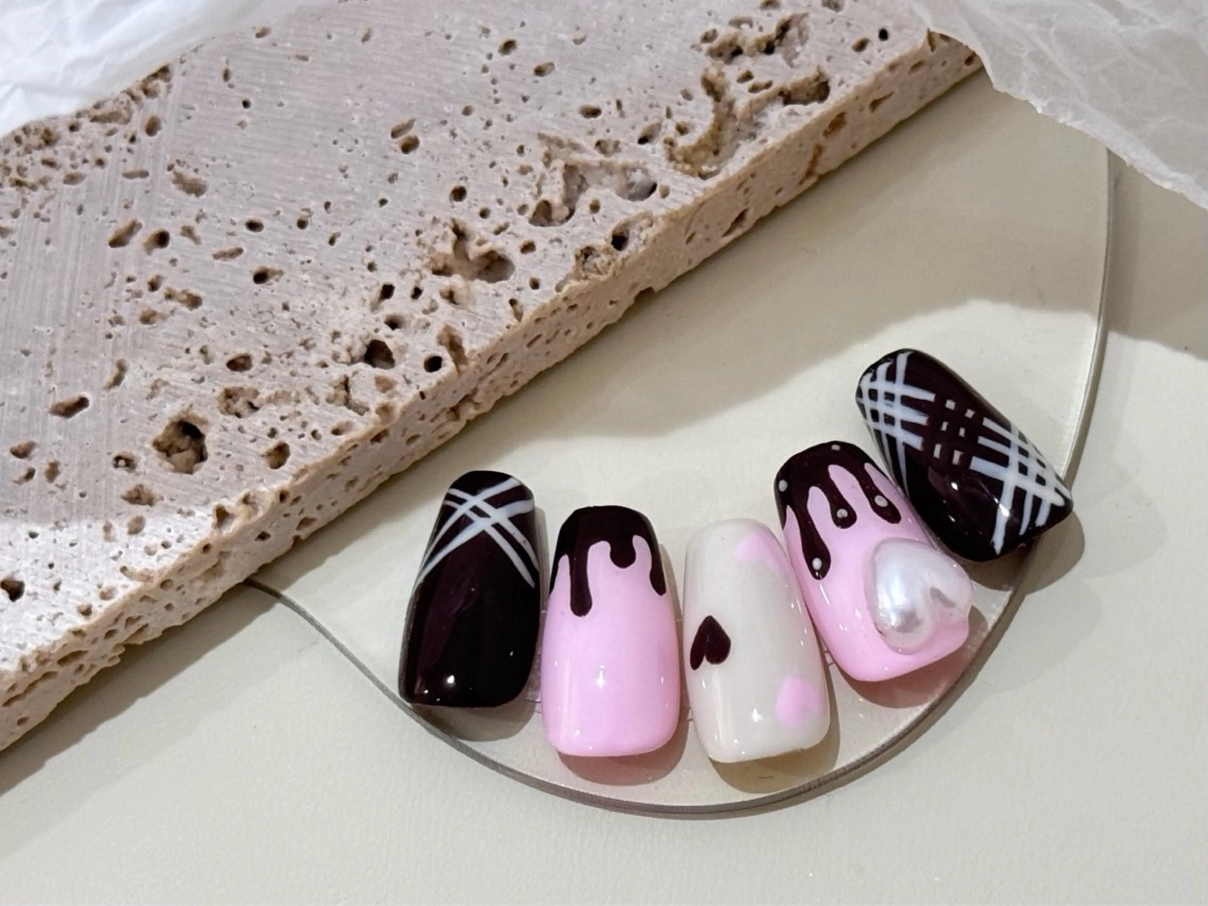 ネイル M+  Beauty Salonのネイルデザイン