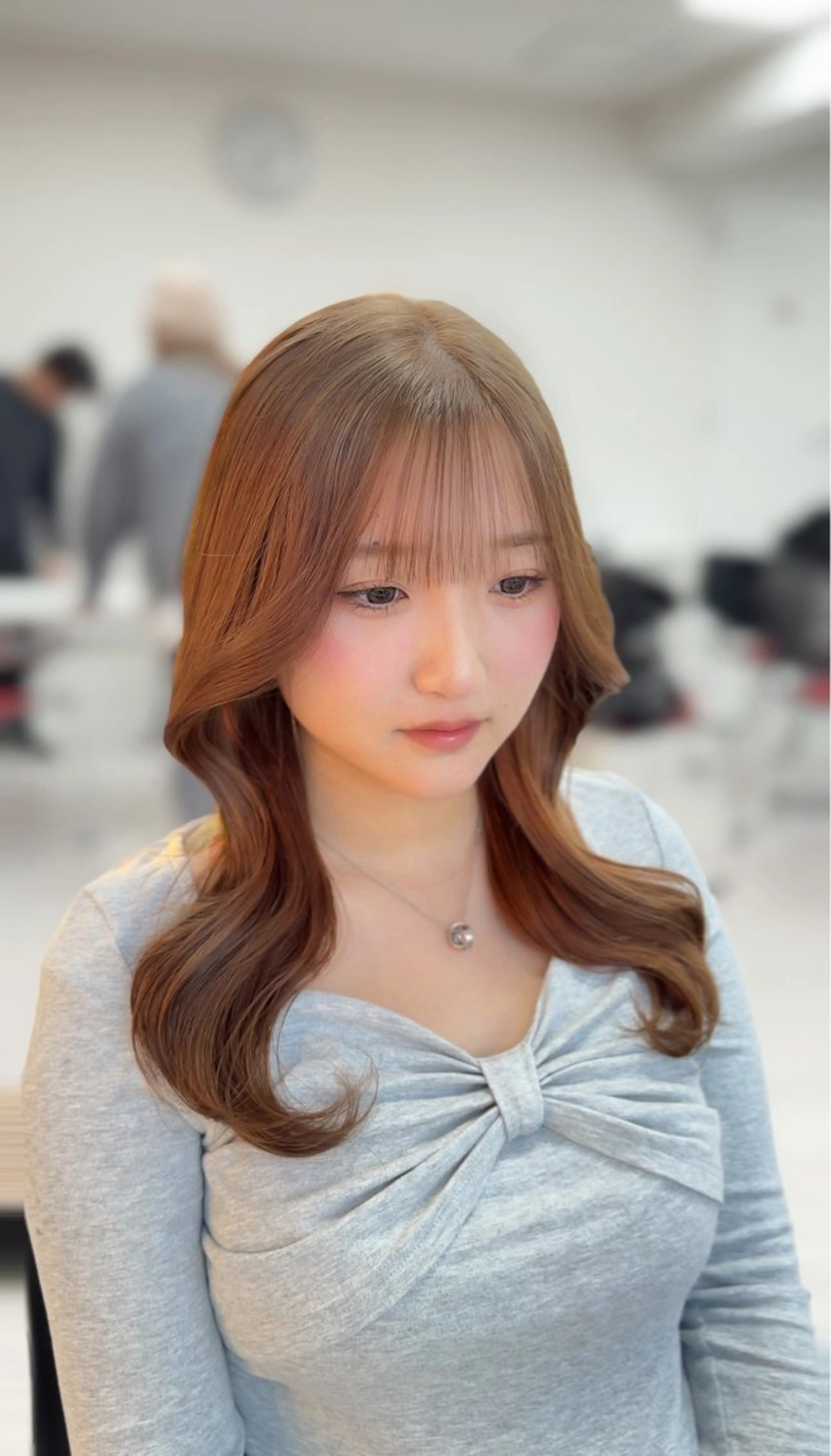 セミロング カラー カット ヘアカラー トリートメント honoka/レイヤ ー/艶感カラー/韓国のヘアスタイル