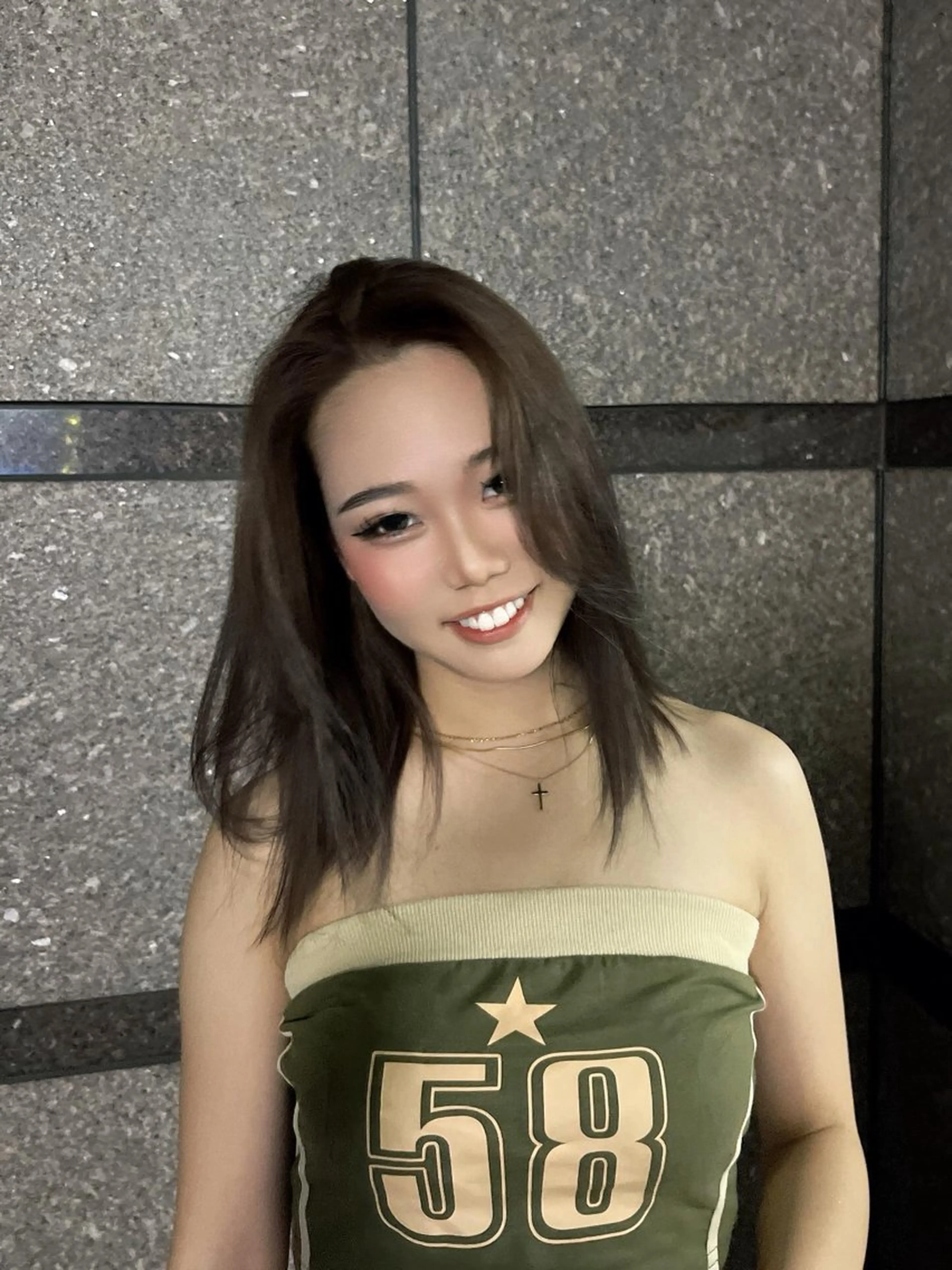 カラー YAMADA KOKOROのヘアスタイル