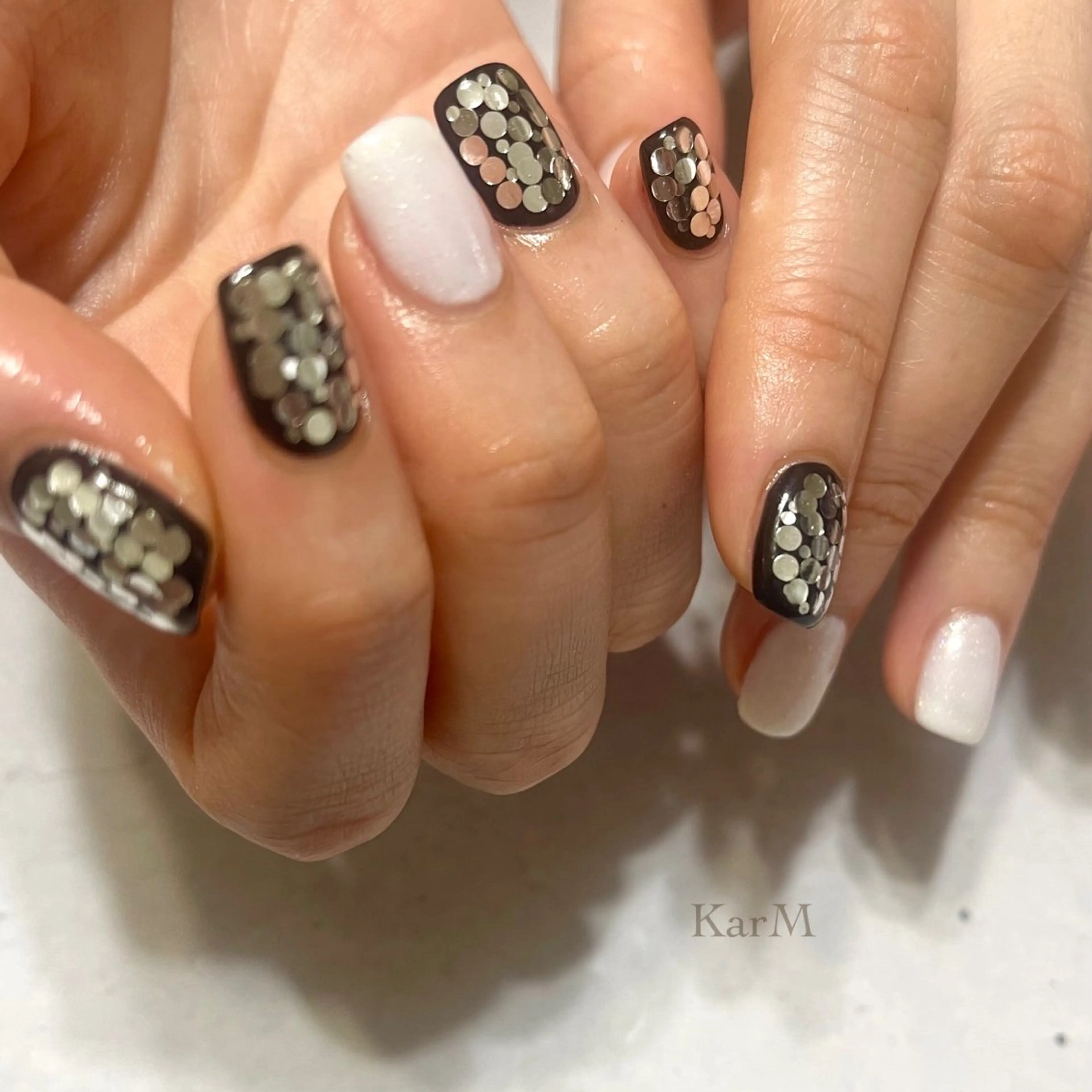 ネイル オーロラネイル チークネイル フレンチネイル ホログラムネイル 韓国ネイル ハンドネイル ogino karinのネイルデザイン