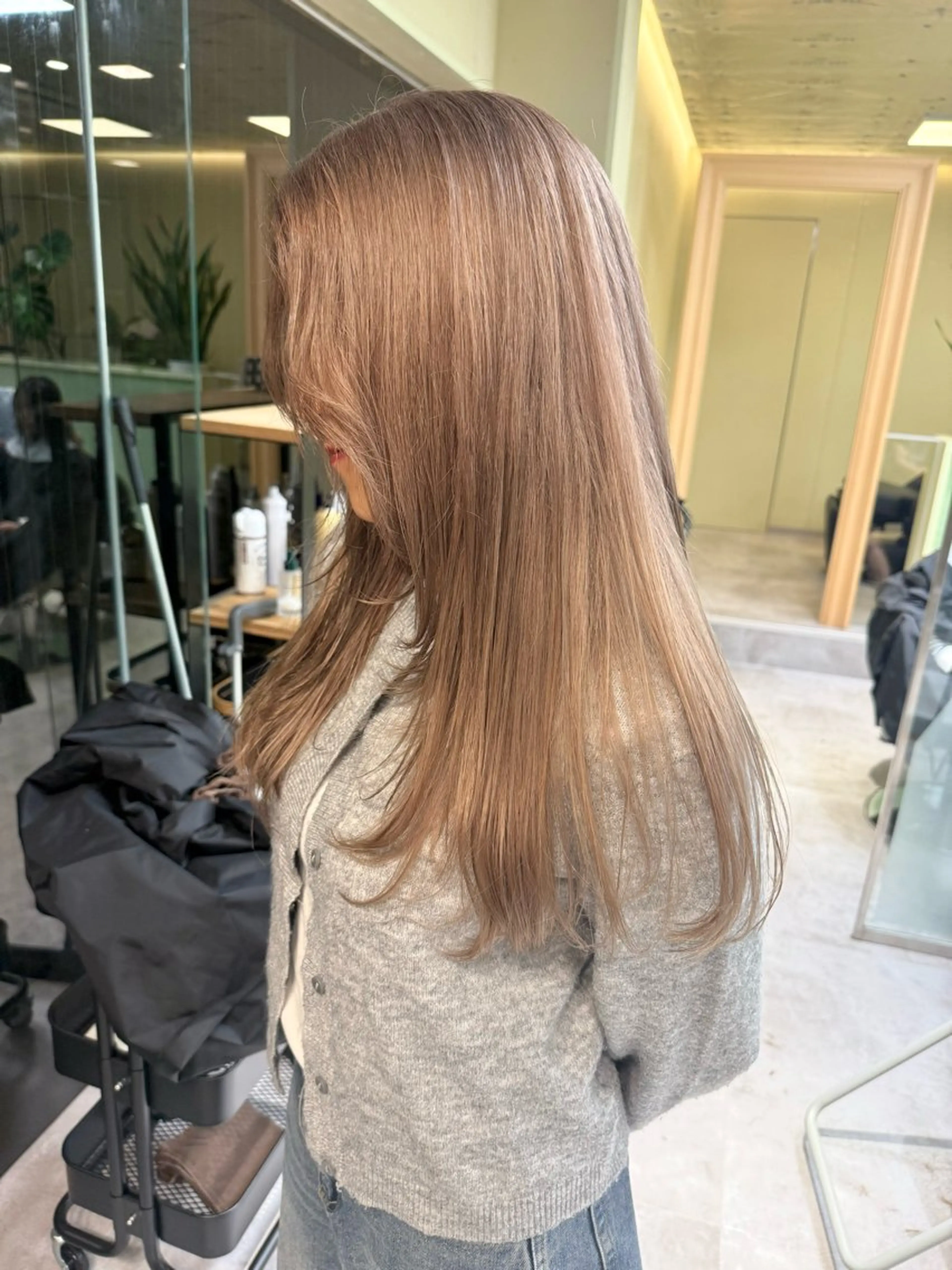 ロング カラー カット ヘアカラー トリートメント 伶風/ボブ/ ハッシュカットのヘアスタイル