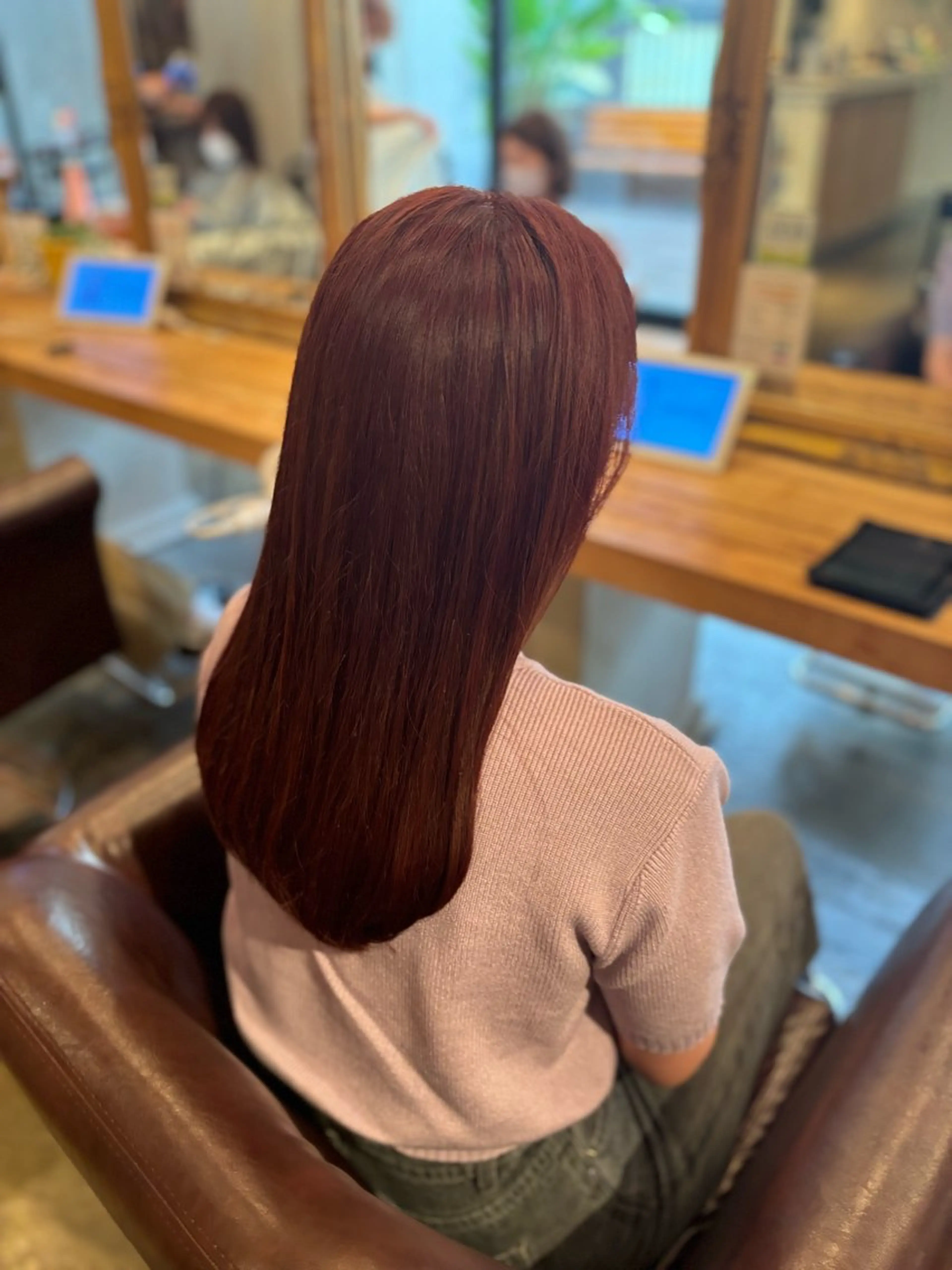 ロング カラー 髪質改善カラー ベージュ🤎YUMEのヘアスタイル