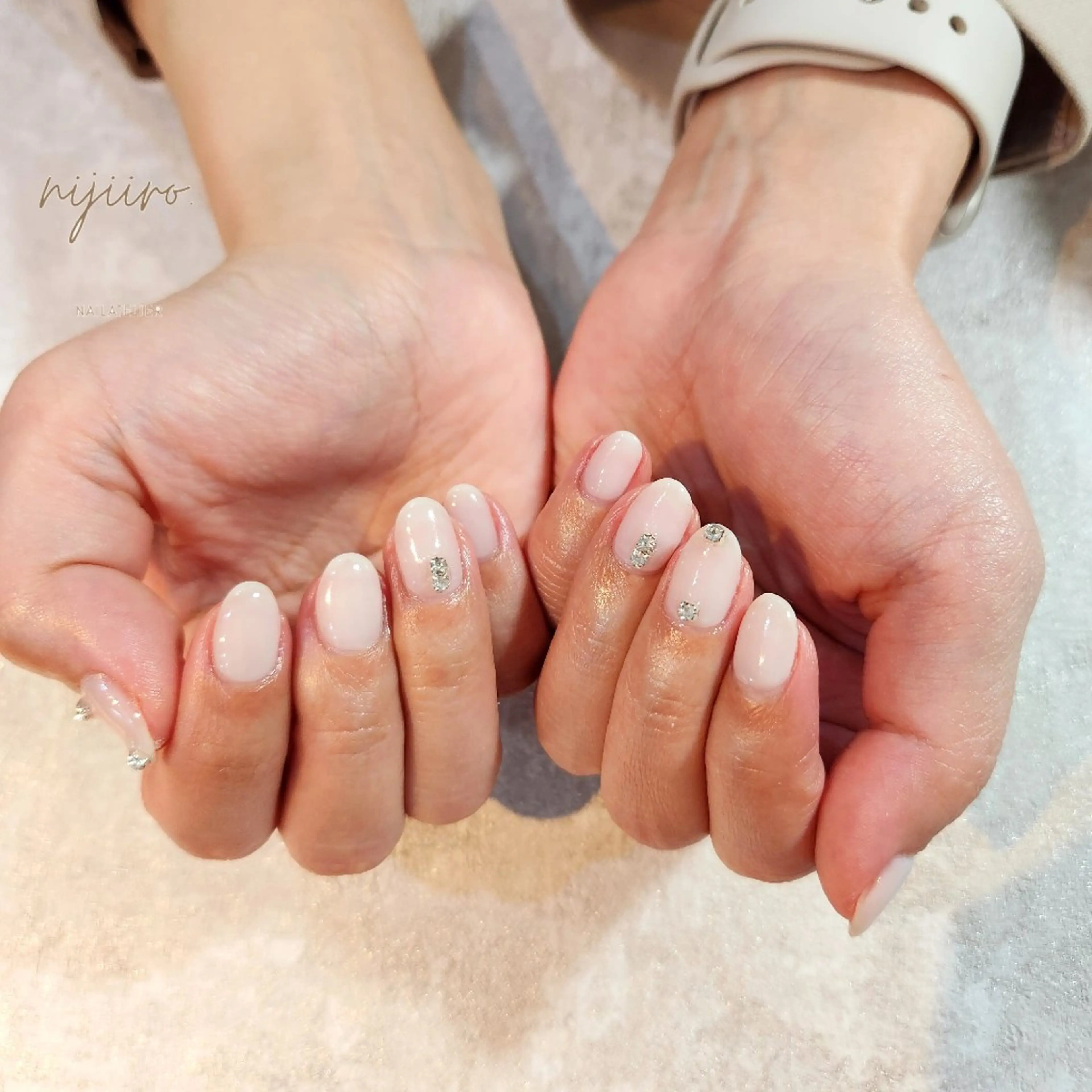 ネイル ハンドネイル nailatelier nijiiro.所属・nijiiro🌈 サトウのネイルデザイン