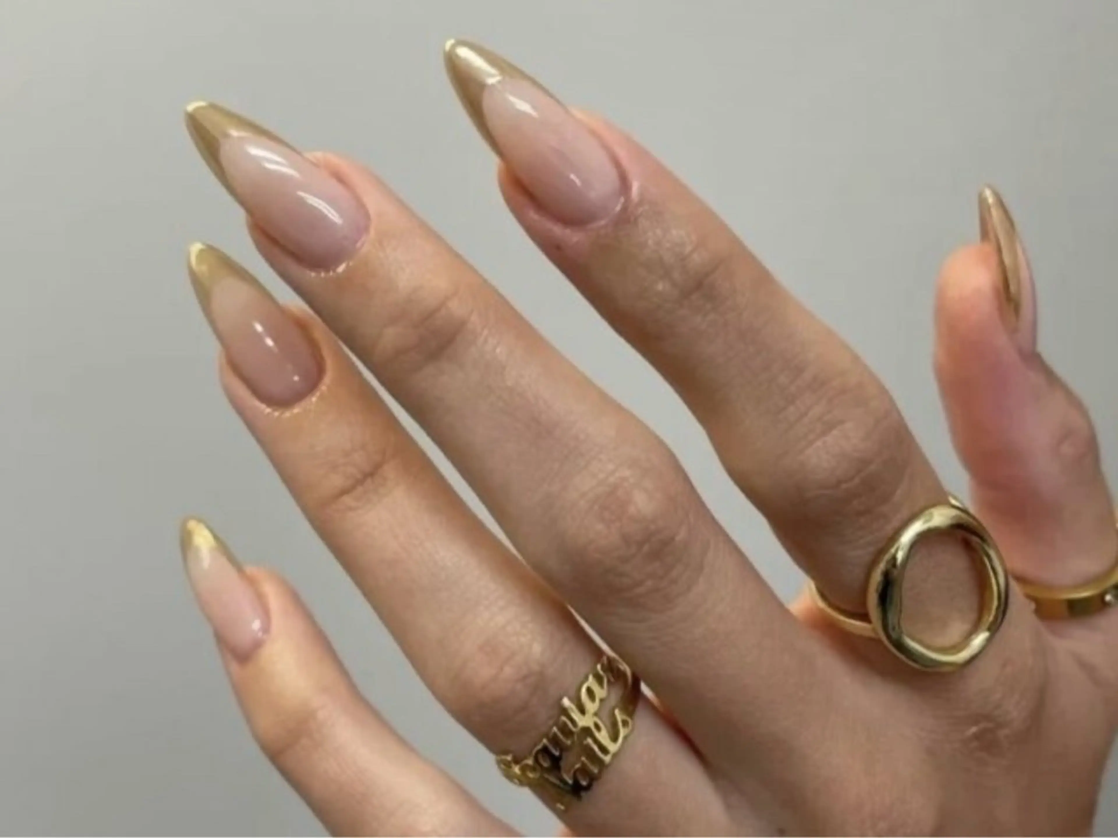 ネイル フレンチネイル haruka 🧸のネイルデザイン